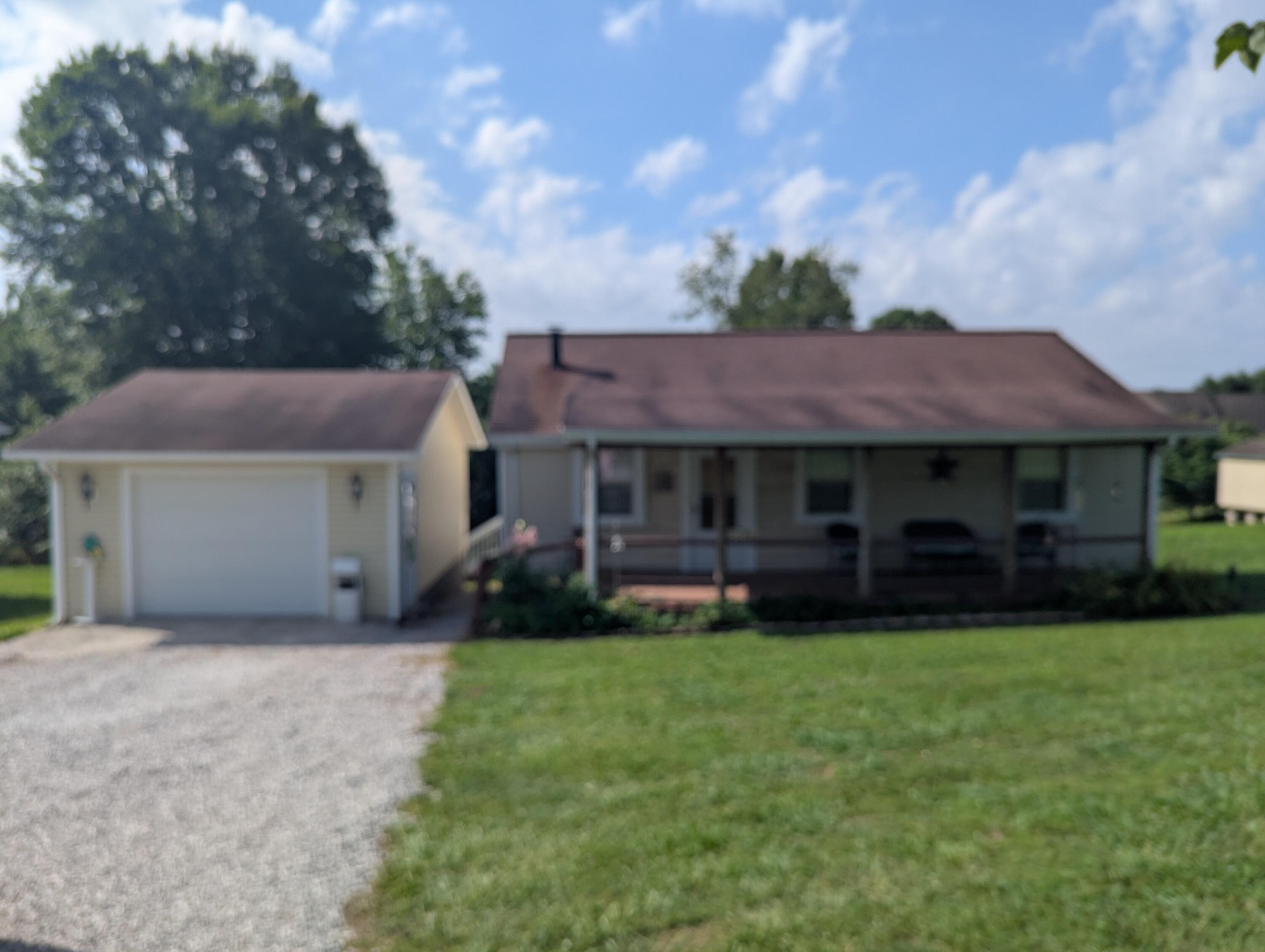 3107 E Hwy 552 Property Photo 11