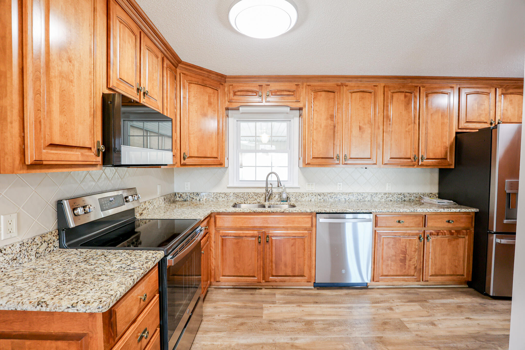 942 Crews Road Property Photo 13