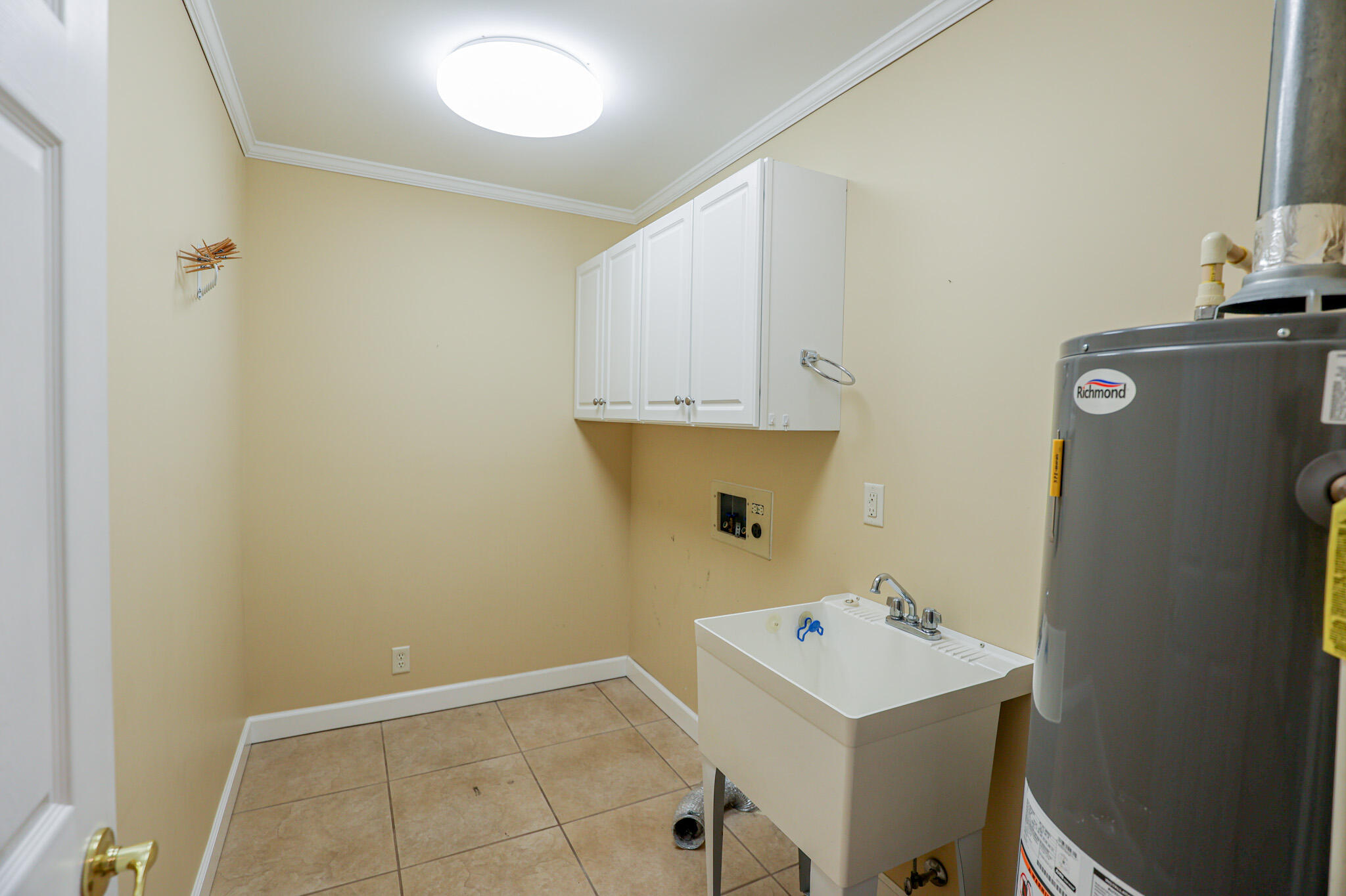 942 Crews Road Property Photo 32