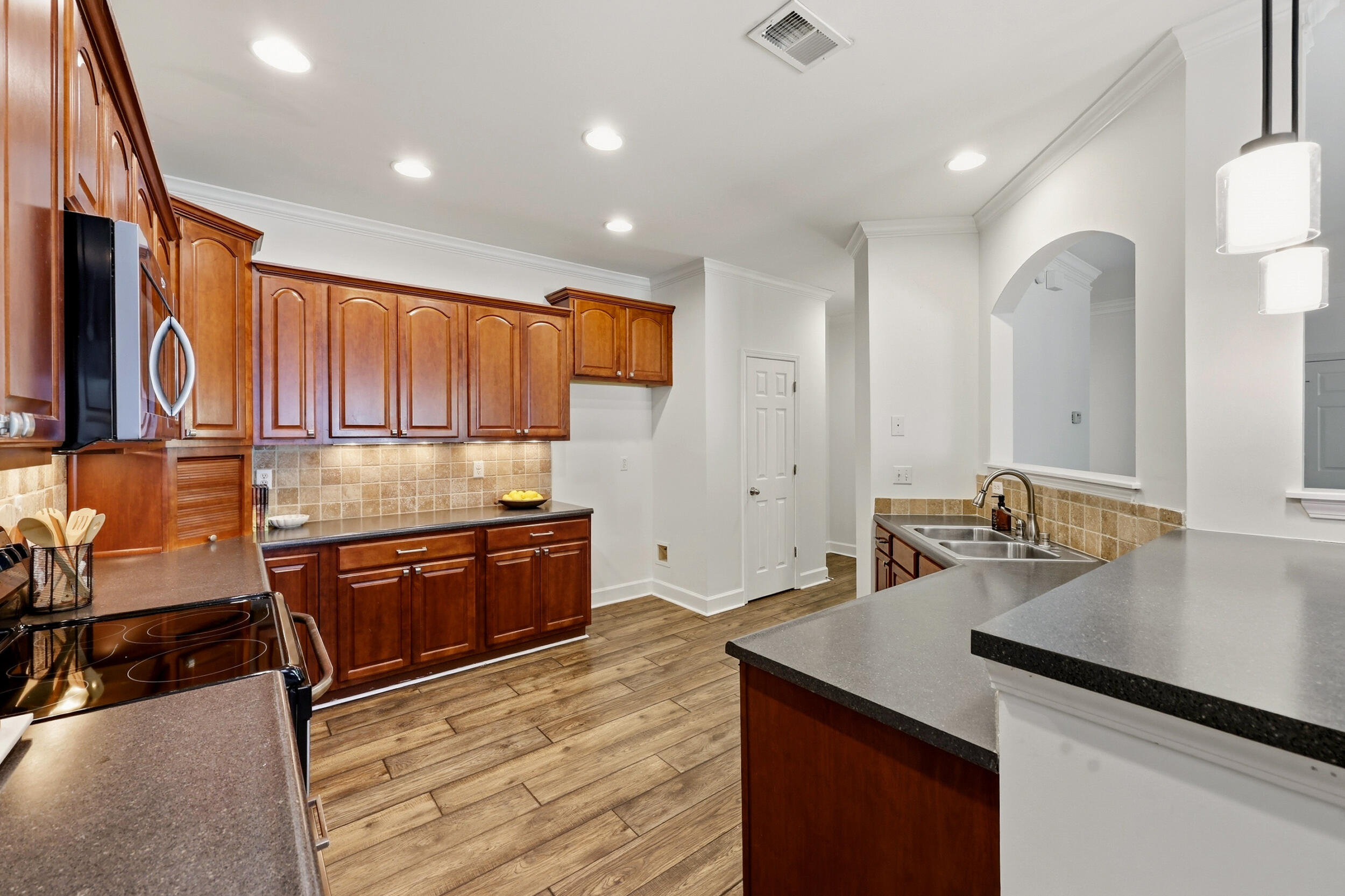 4016 Sweetspire Drive Property Photo 14