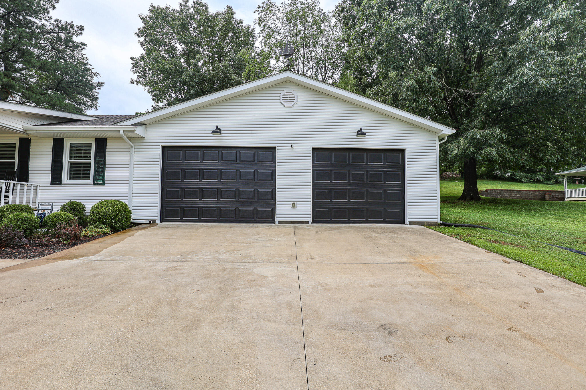498 Impala Road Property Photo 45