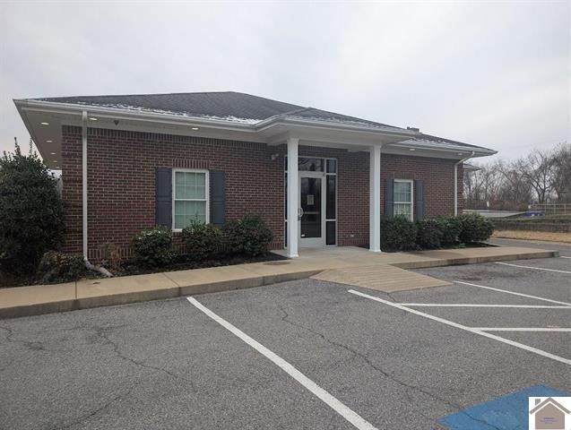 451 Court Street Property Photo 2