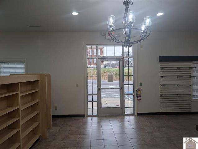 451 Court Street Property Photo 4
