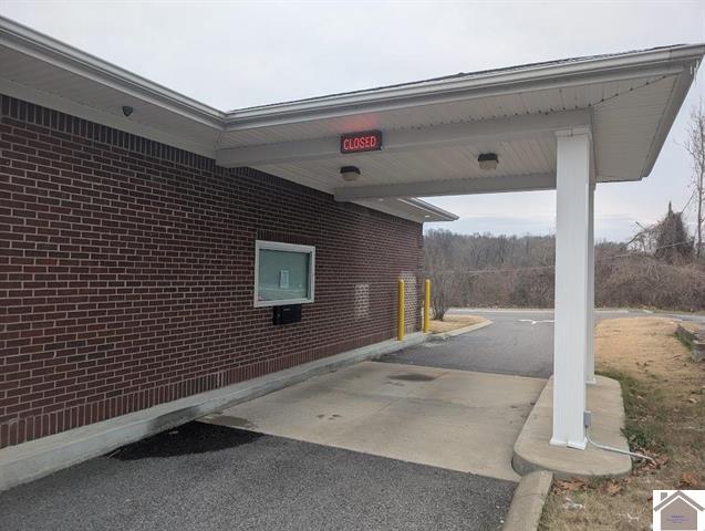 451 Court Street Property Photo 19