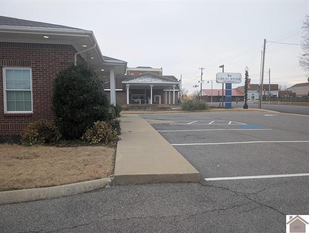 451 Court Street Property Photo 21