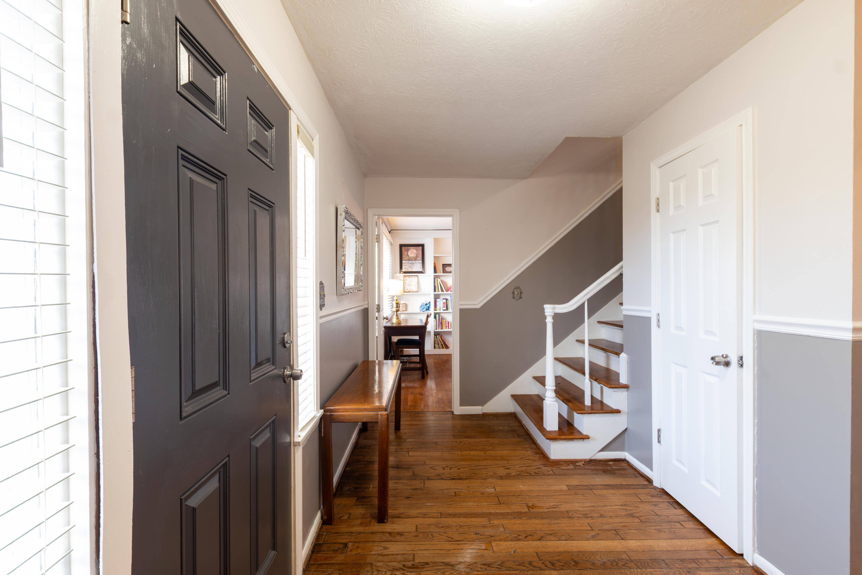 4340 Meadow Lane Property Photo 4