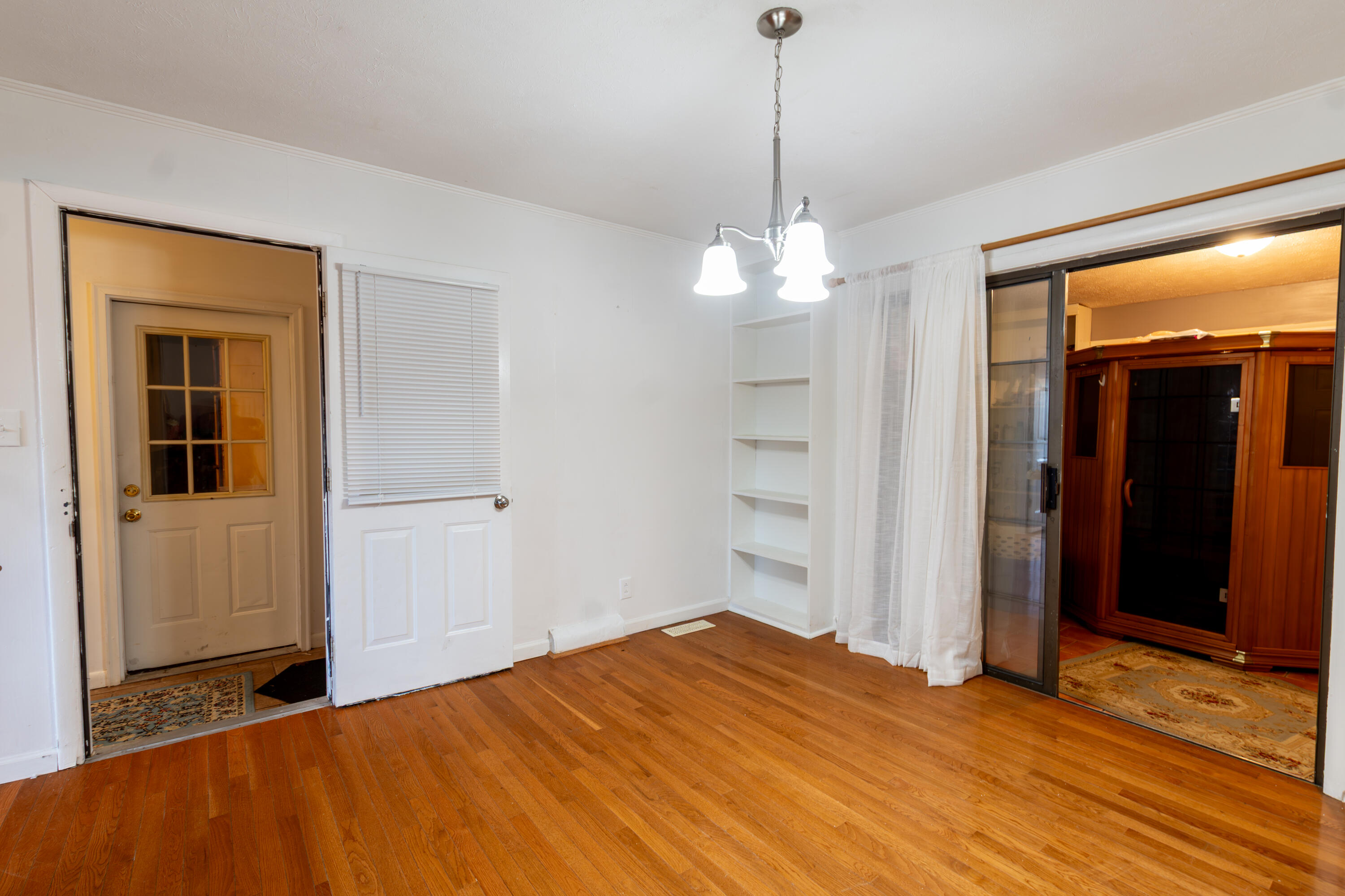 4340 Meadow Lane Property Photo 19