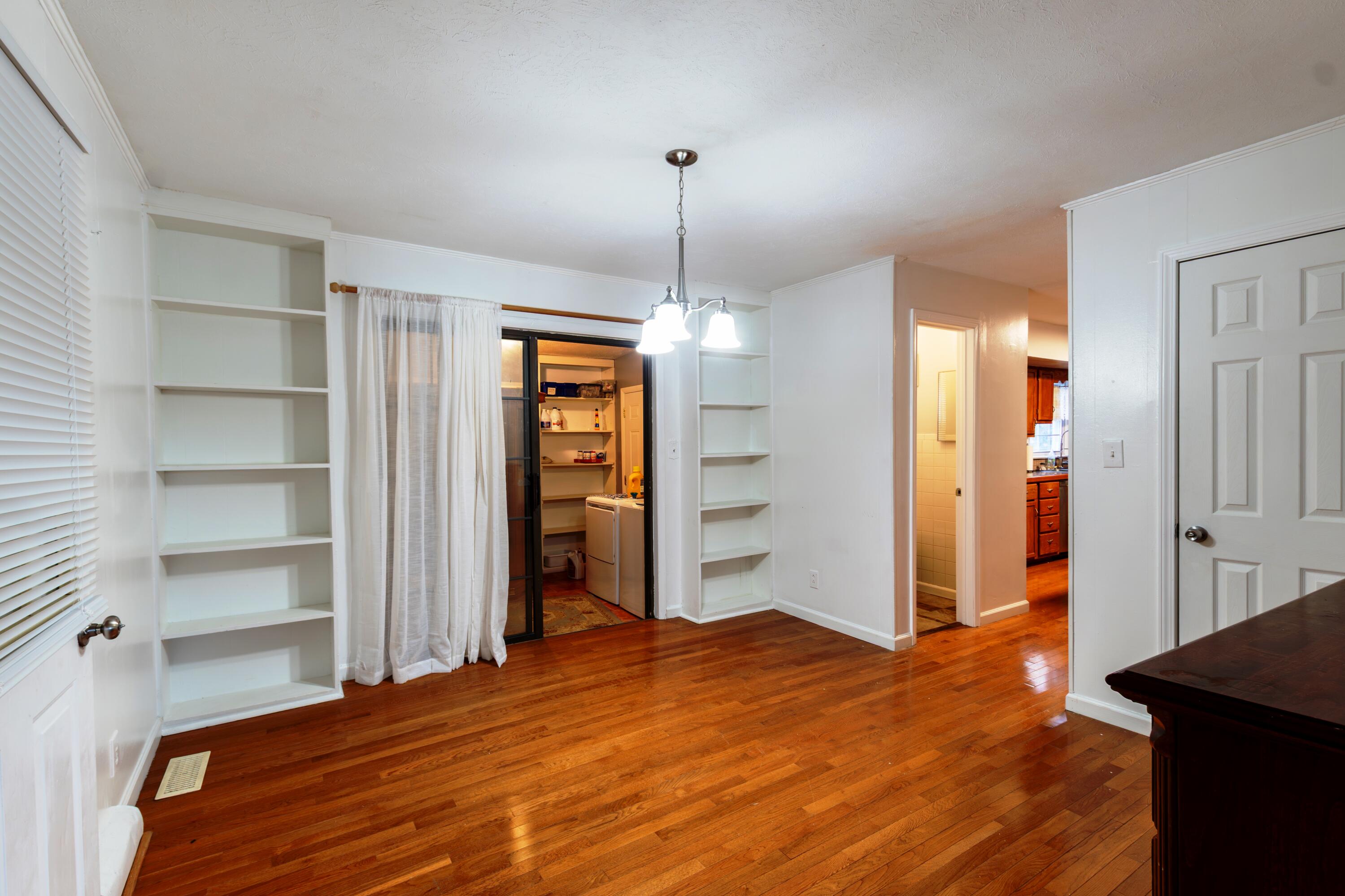 4340 Meadow Lane Property Photo 20