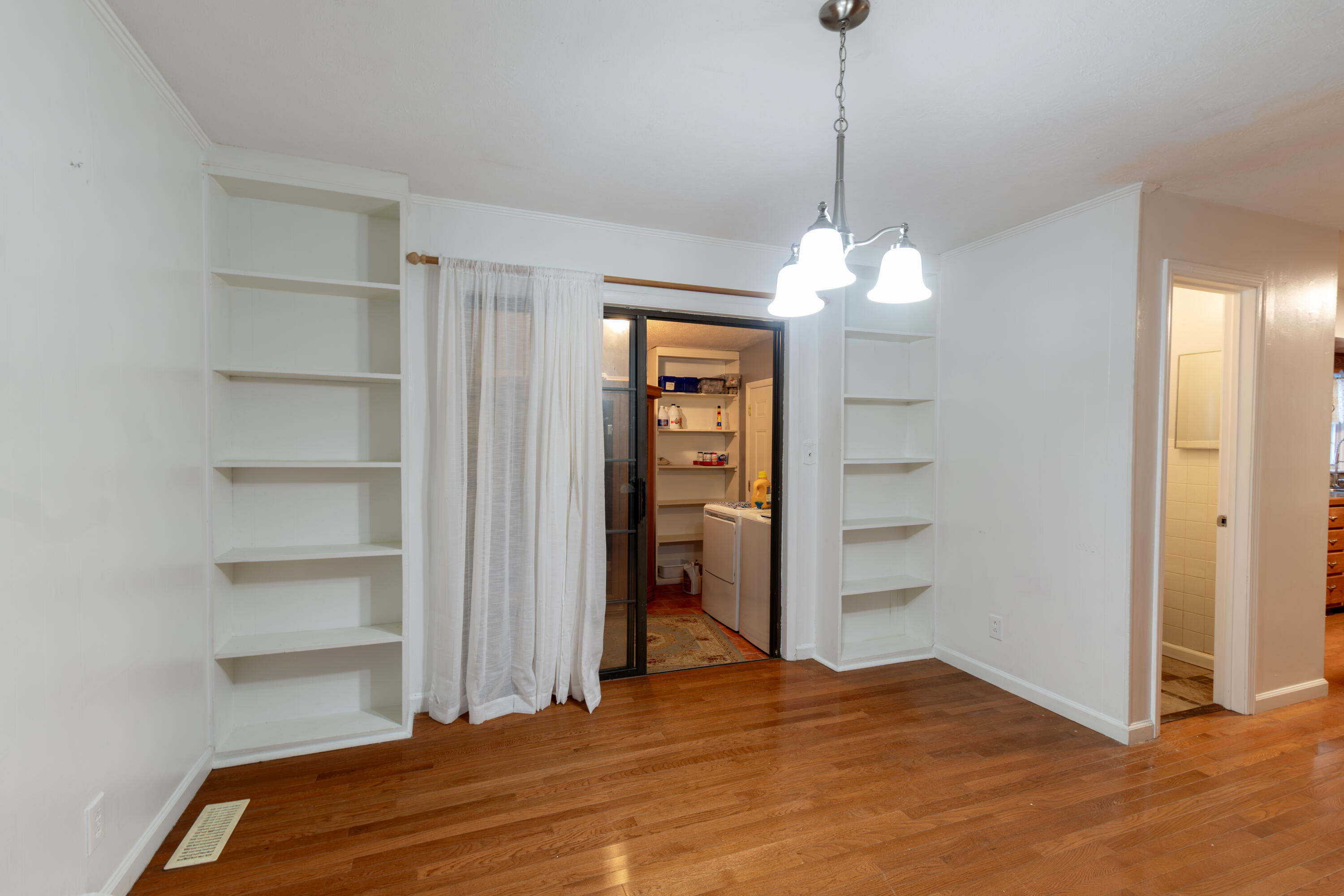 4340 Meadow Lane Property Photo 24