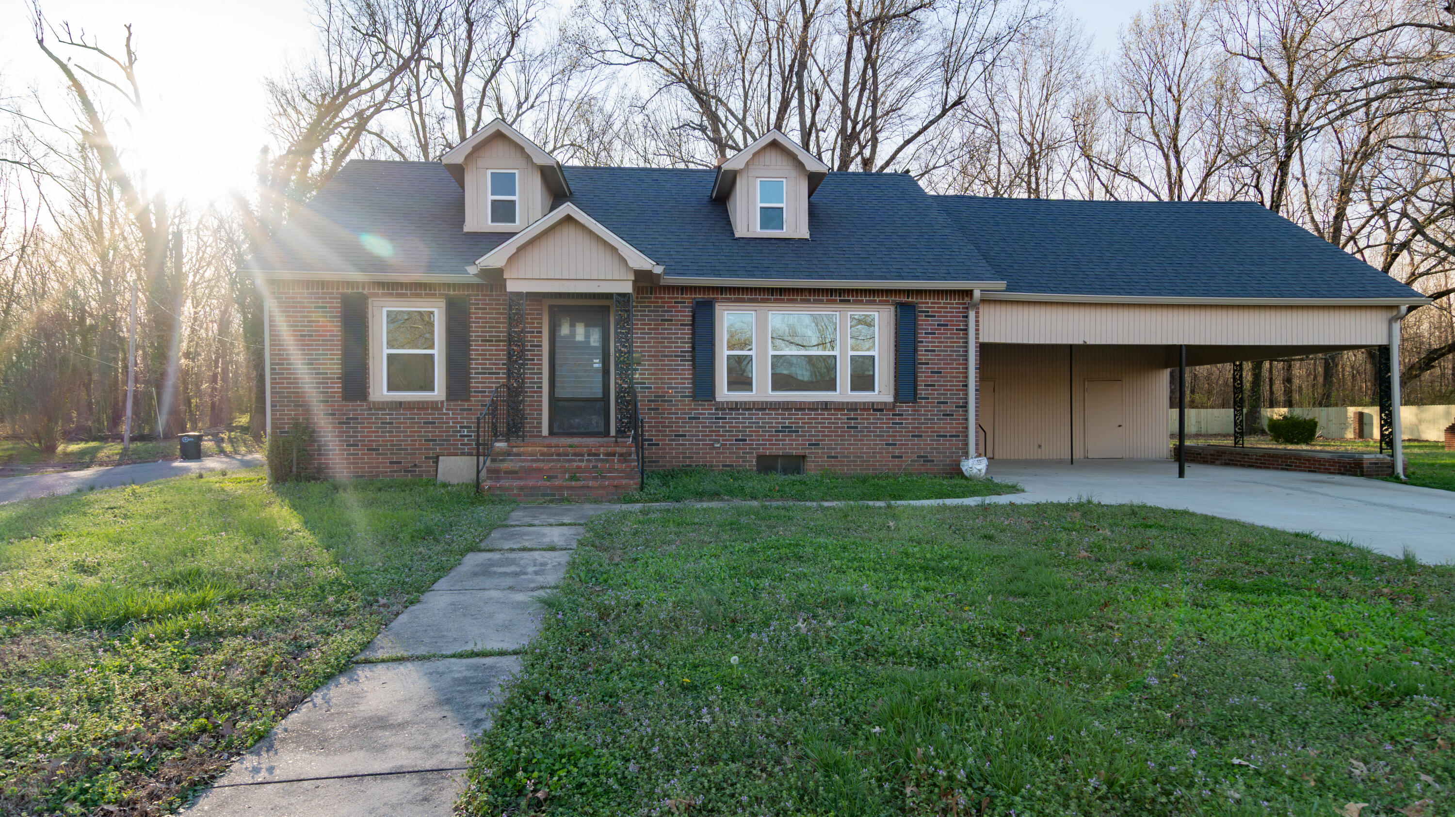 1353 Reed Avenue Property Photo 2