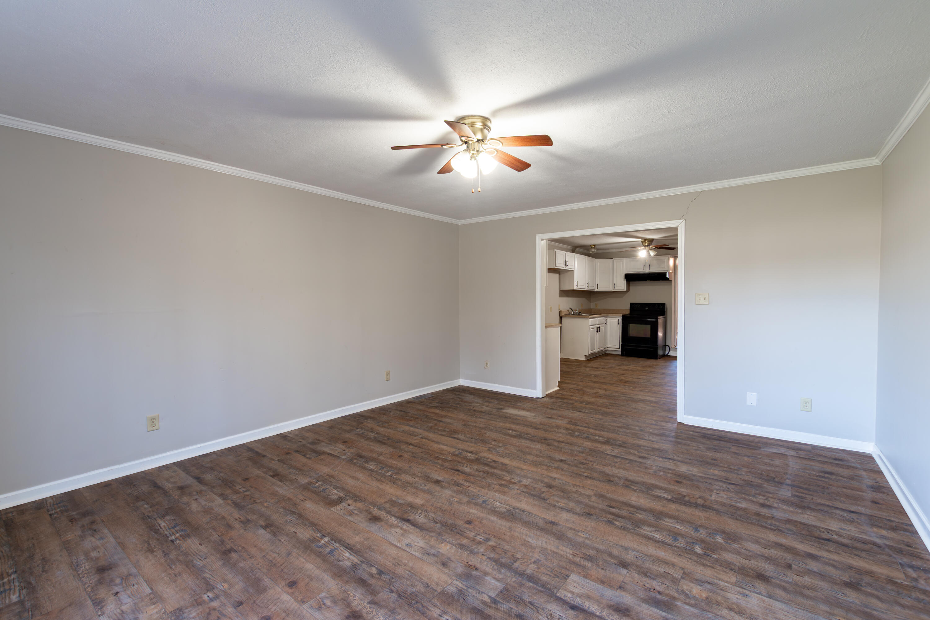 1353 Reed Avenue Property Photo 25