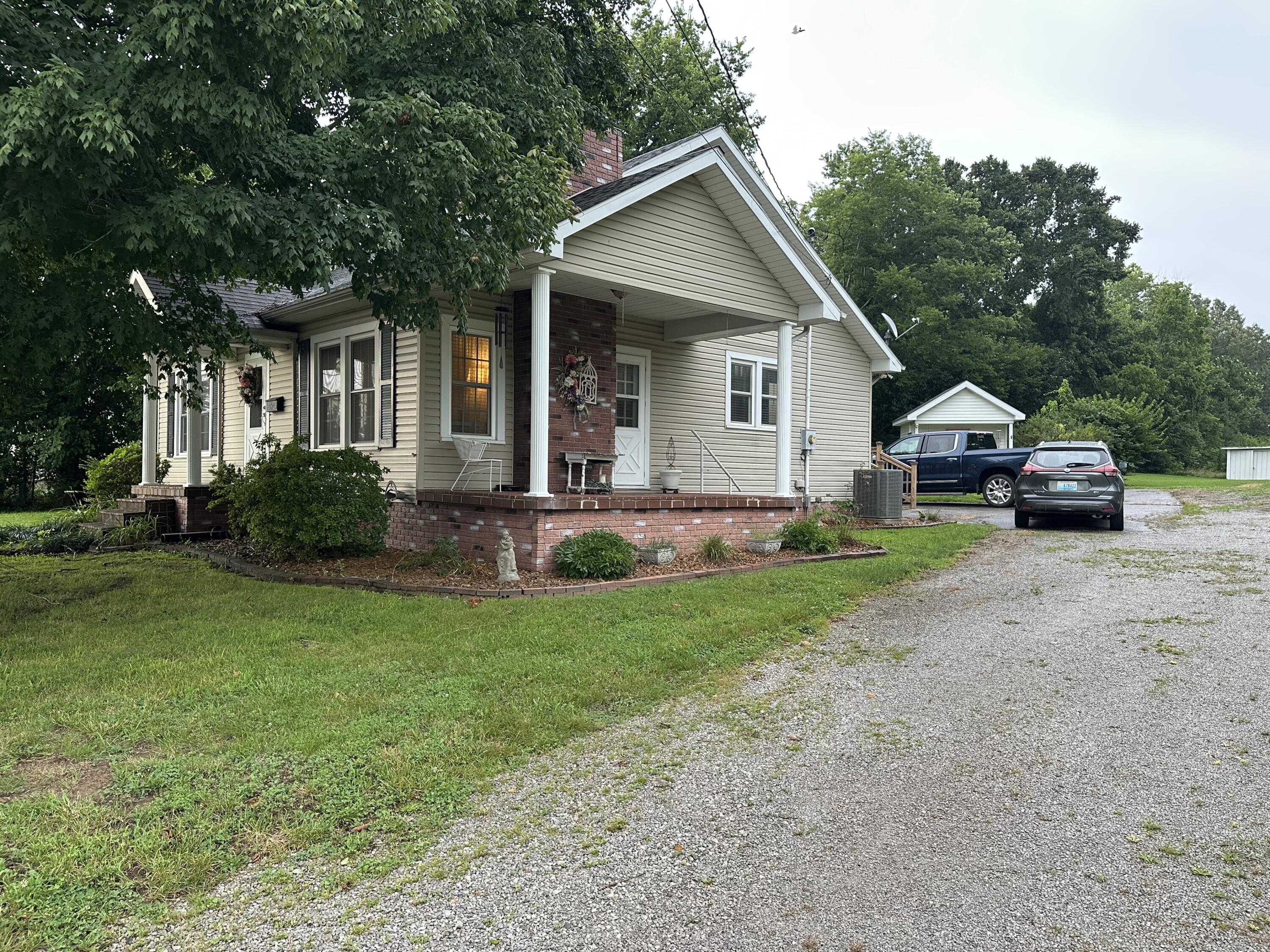 636 Madisonville Street Property Photo 2