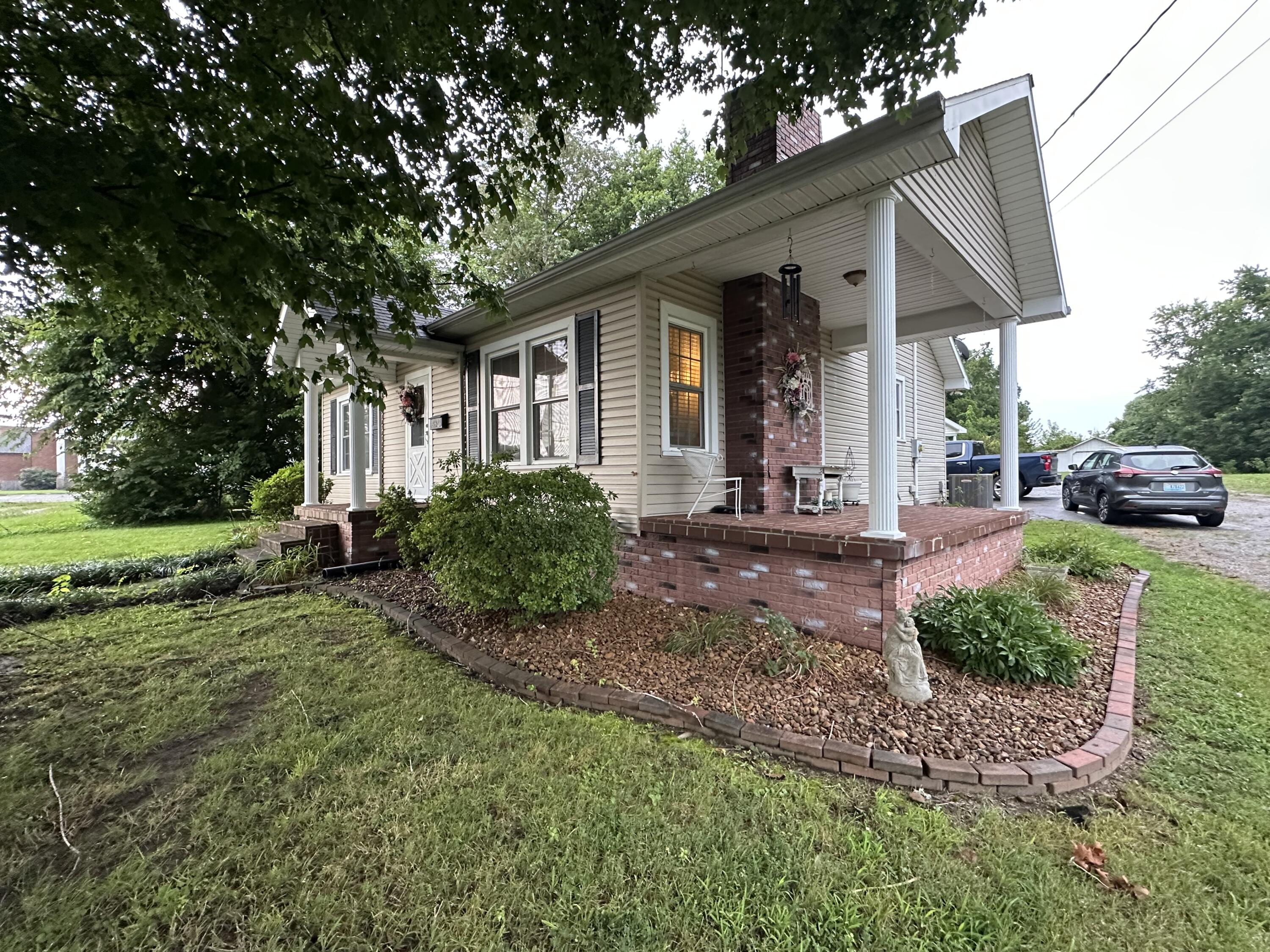 636 Madisonville Street Property Photo 3