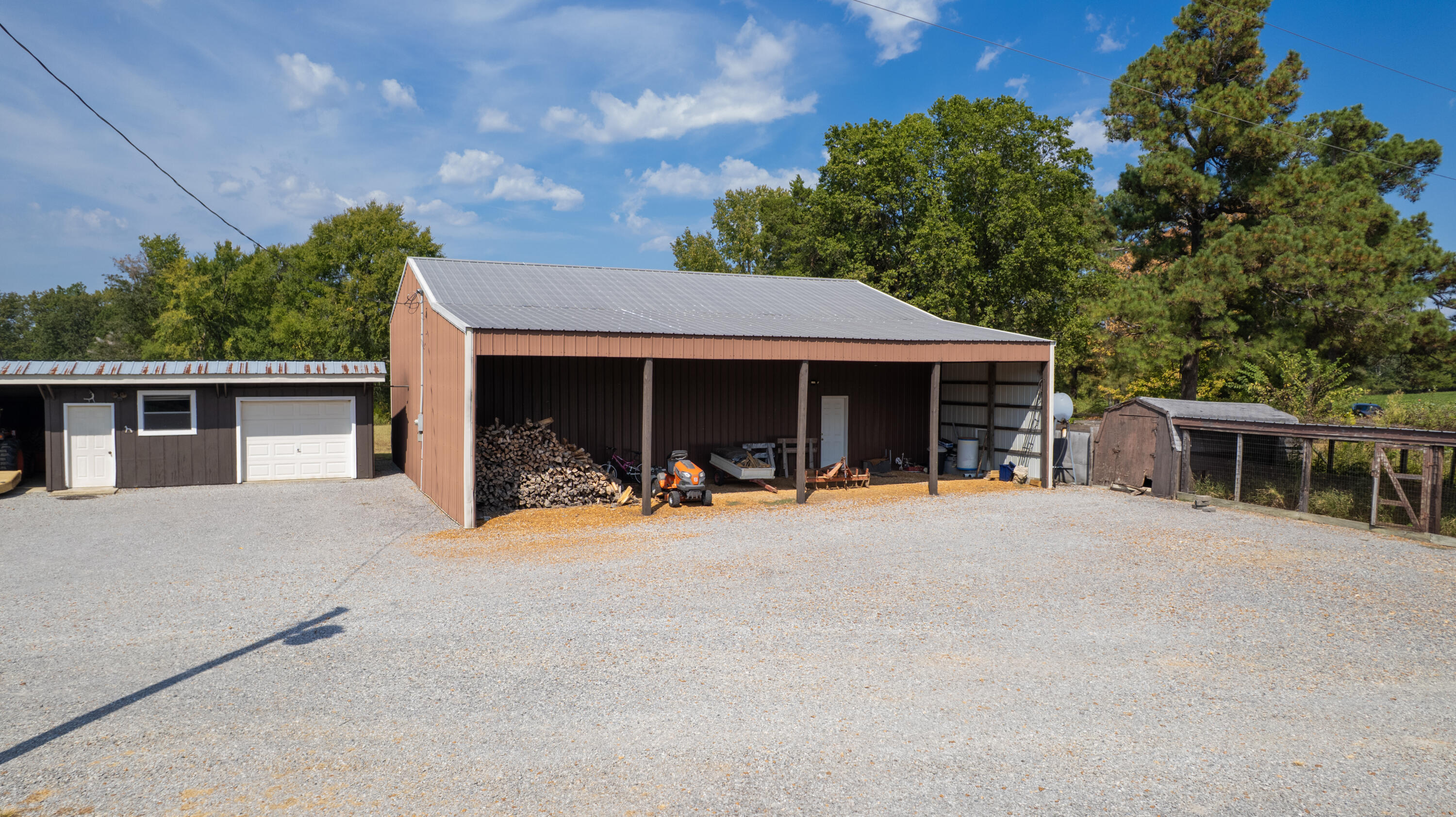 7146 Kirksey Highway Property Photo 11