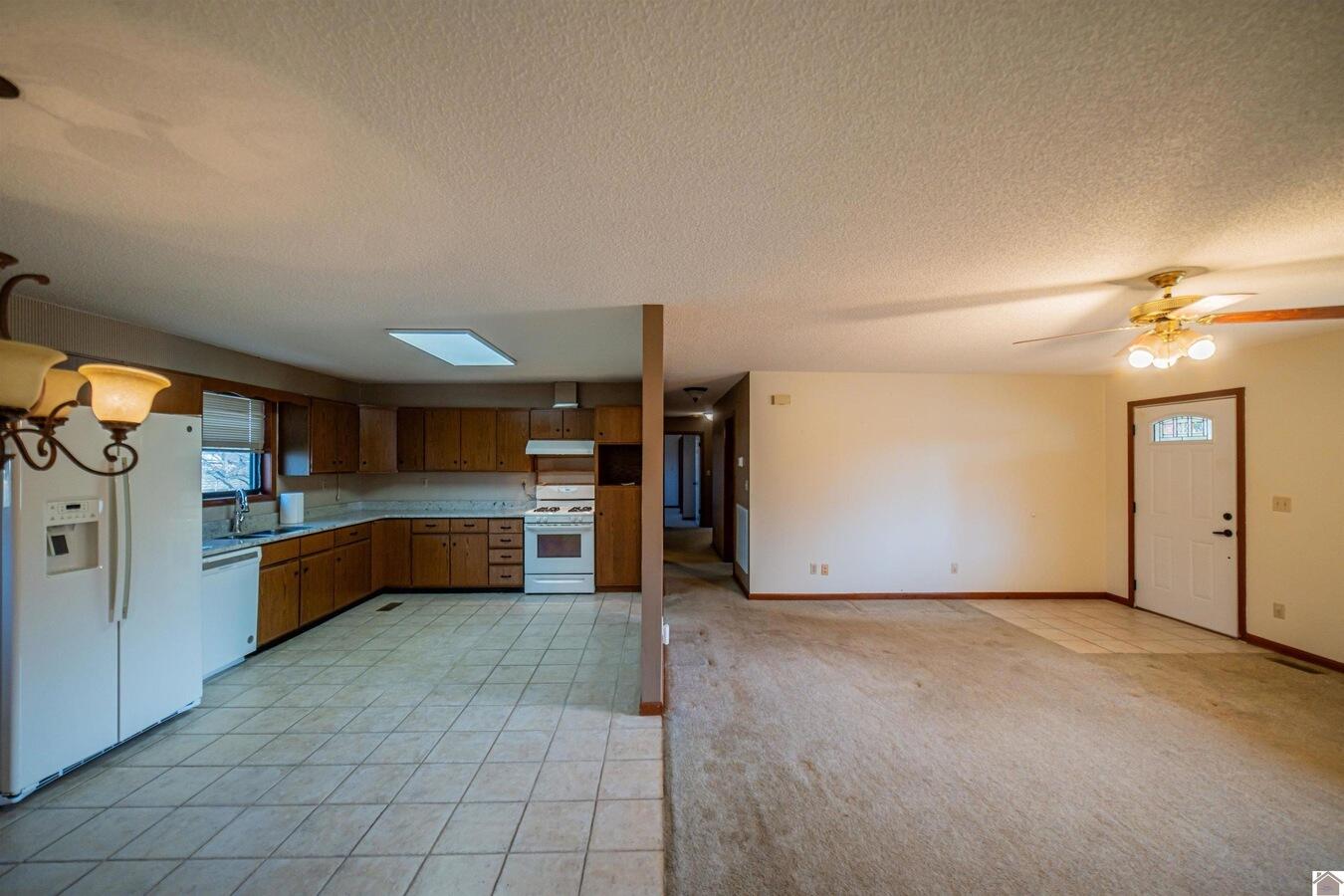 91 Thorn Road Property Photo 7
