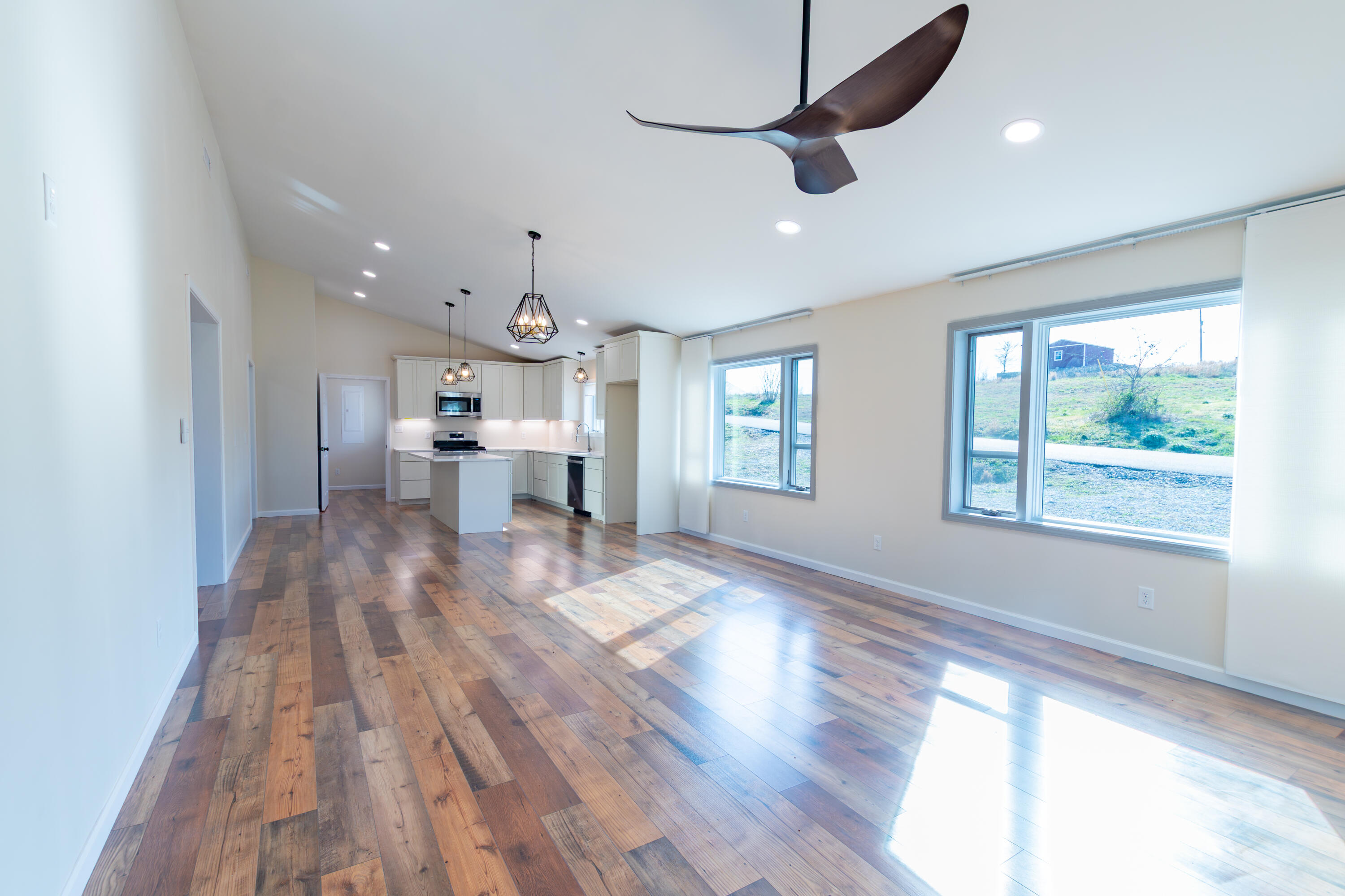214 Kentucky Avenue Property Photo 8