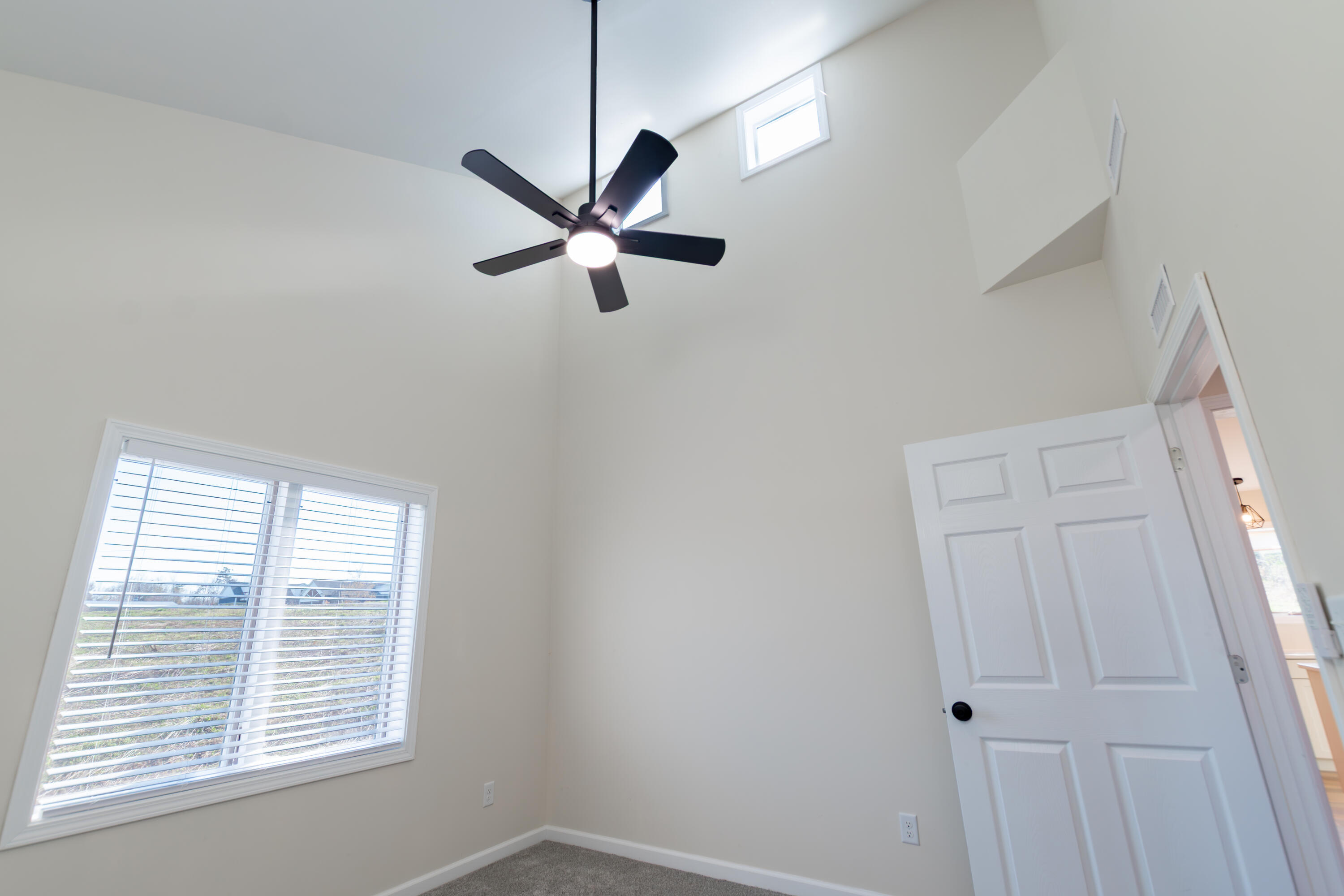 214 Kentucky Avenue Property Photo 30