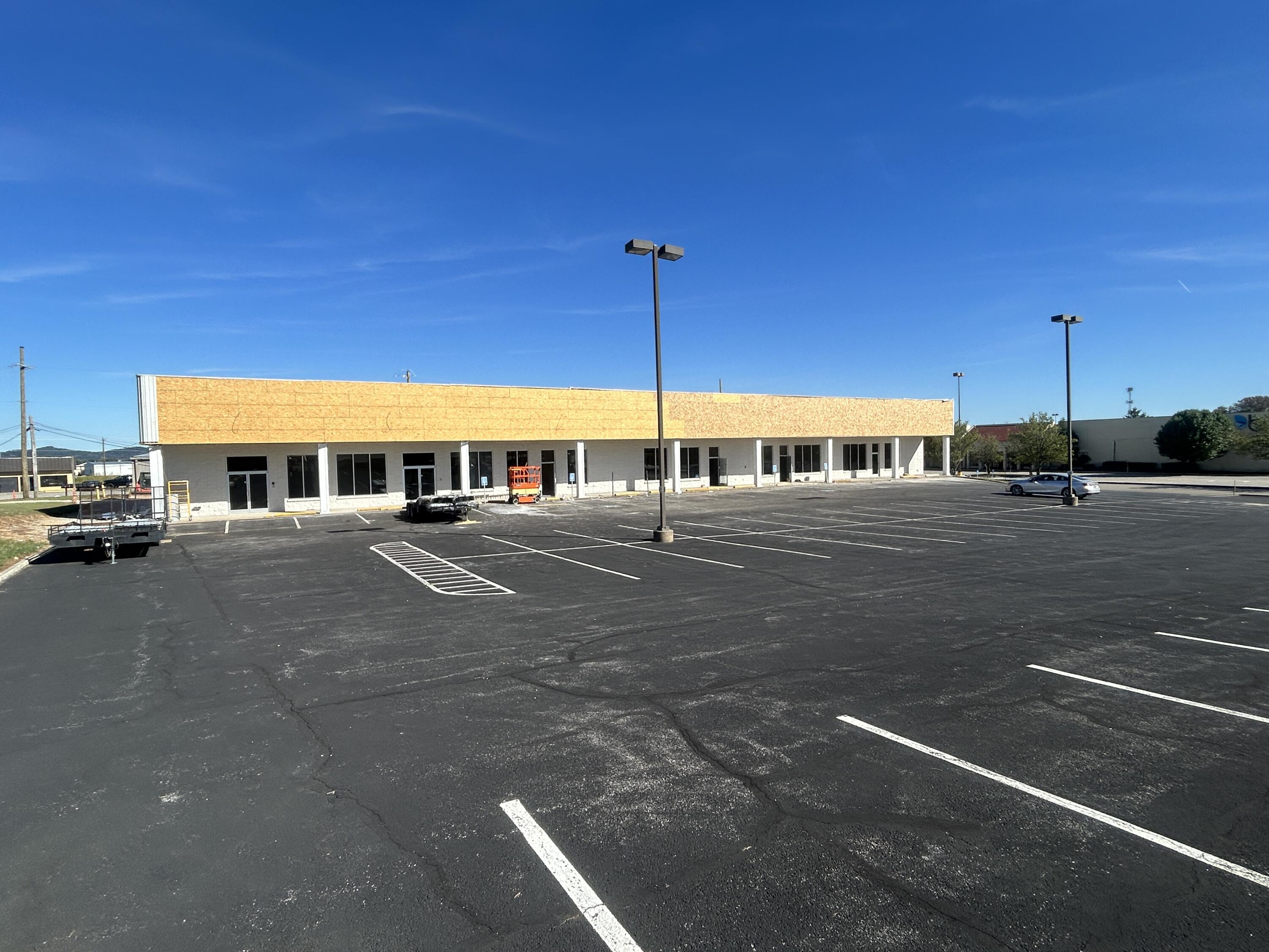 81 Mall Road Ste 2 Property Photo 2