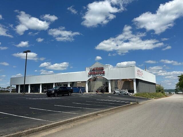 81 Mall Road Ste 3 Property Photo 1