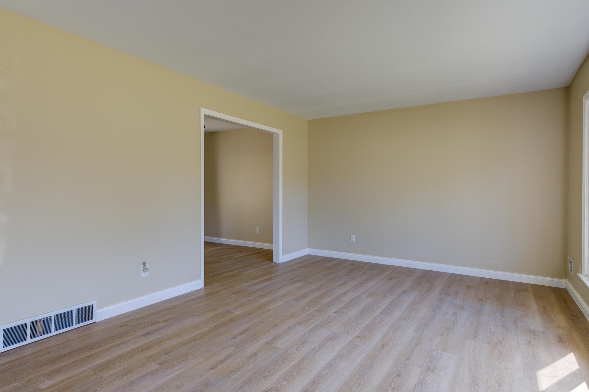 8201 Huntsman Trail Property Photo 6