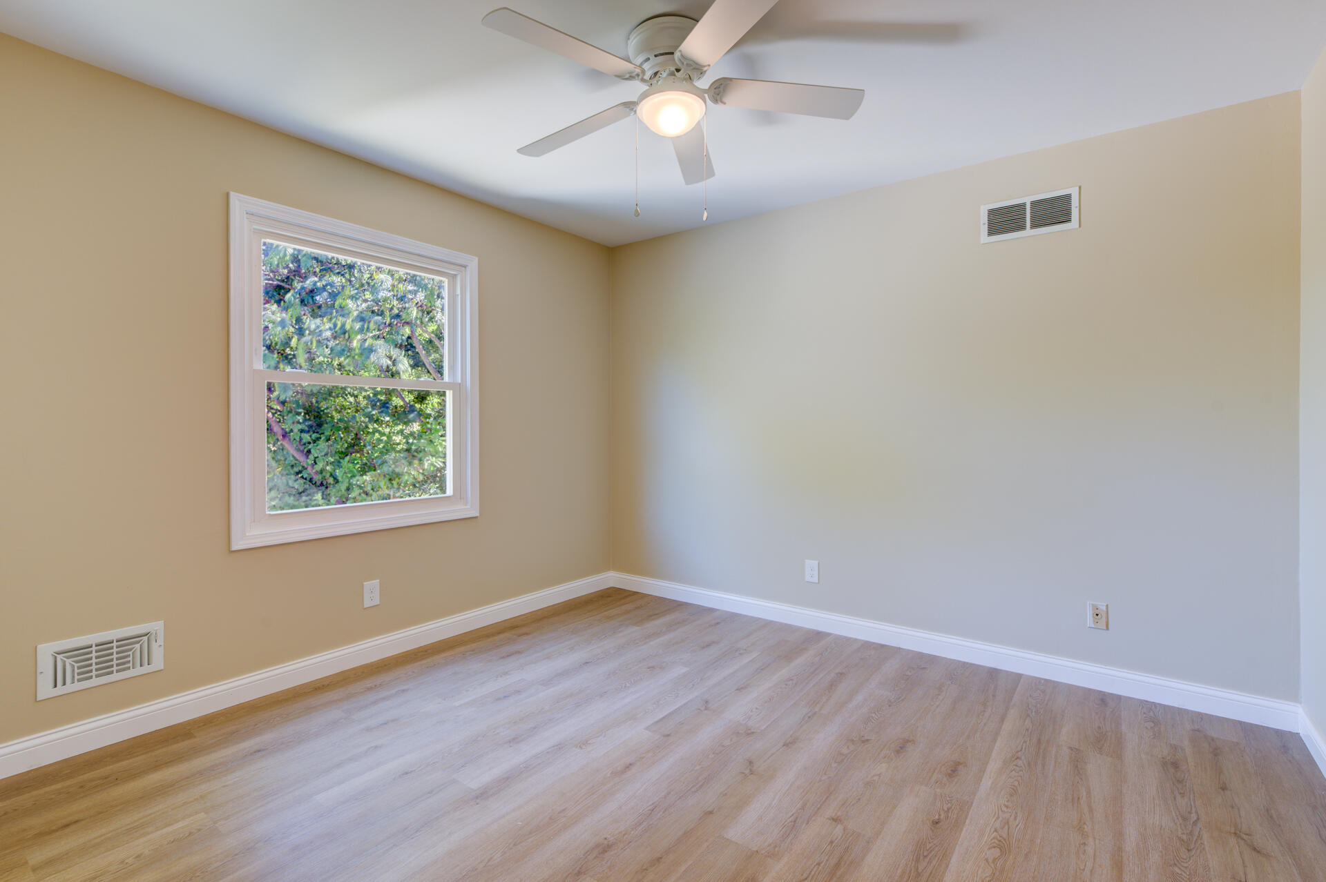 8201 Huntsman Trail Property Photo 34
