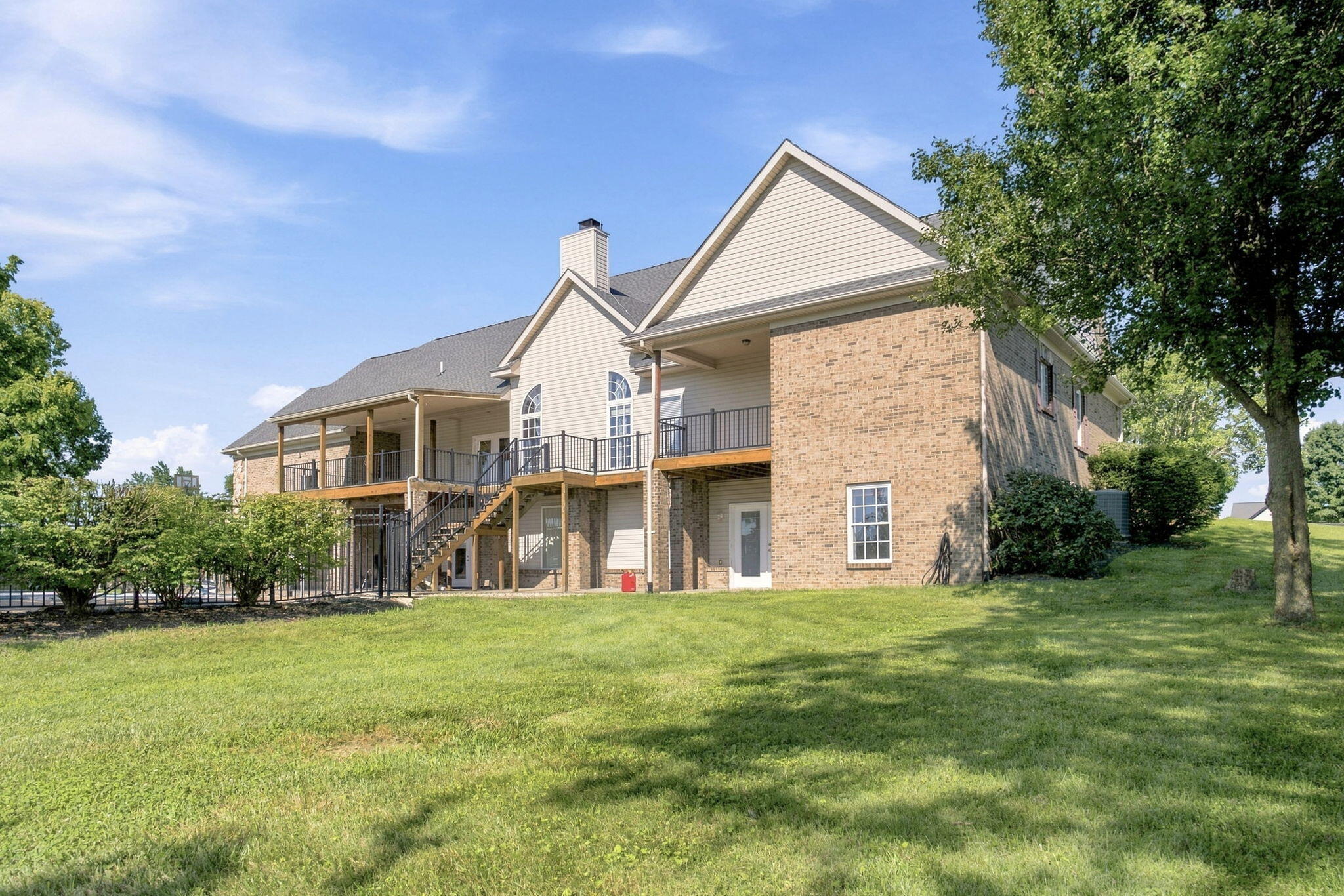 106 Stirling Lane Property Photo 49