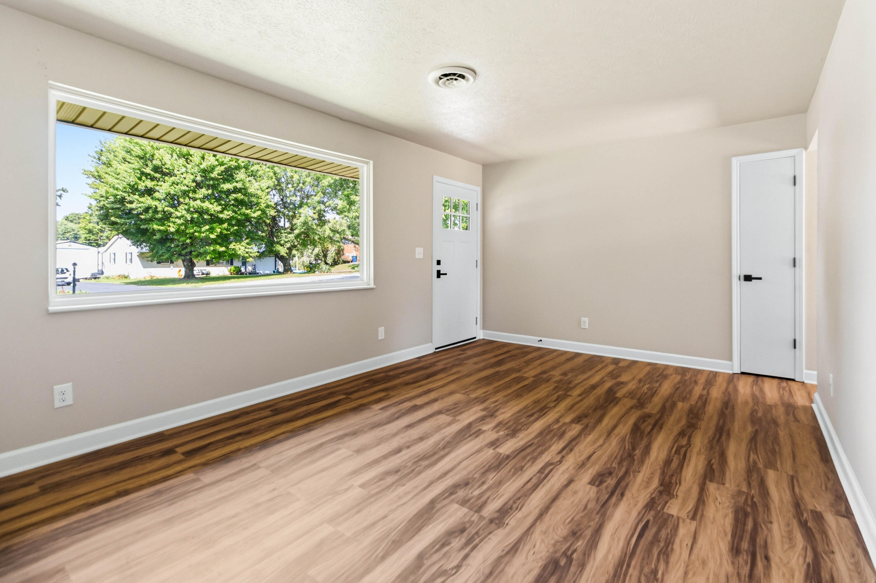 5213 Beechwood Drive Property Photo 11