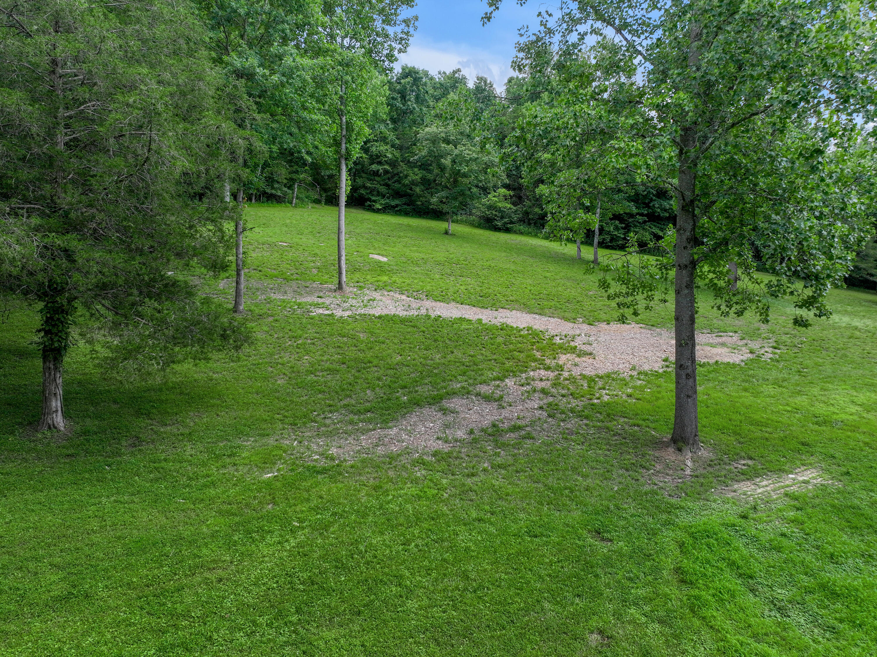 231 Fintville Road Property Photo 9