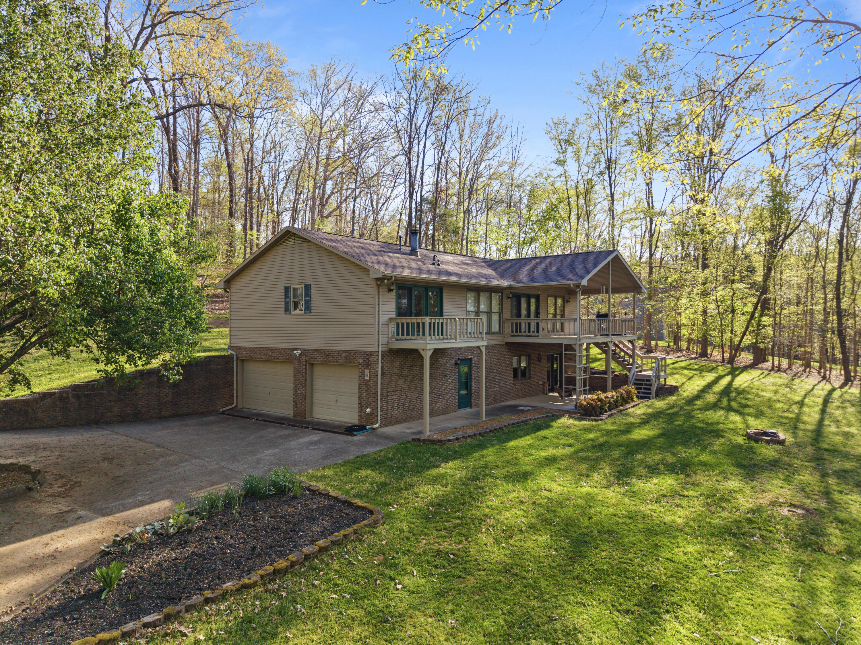 168 Gallant Road Property Photo 43