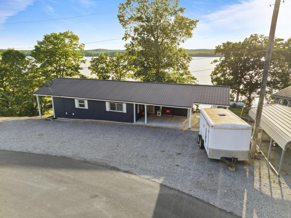 774 Ridge Drive Property Photo 3