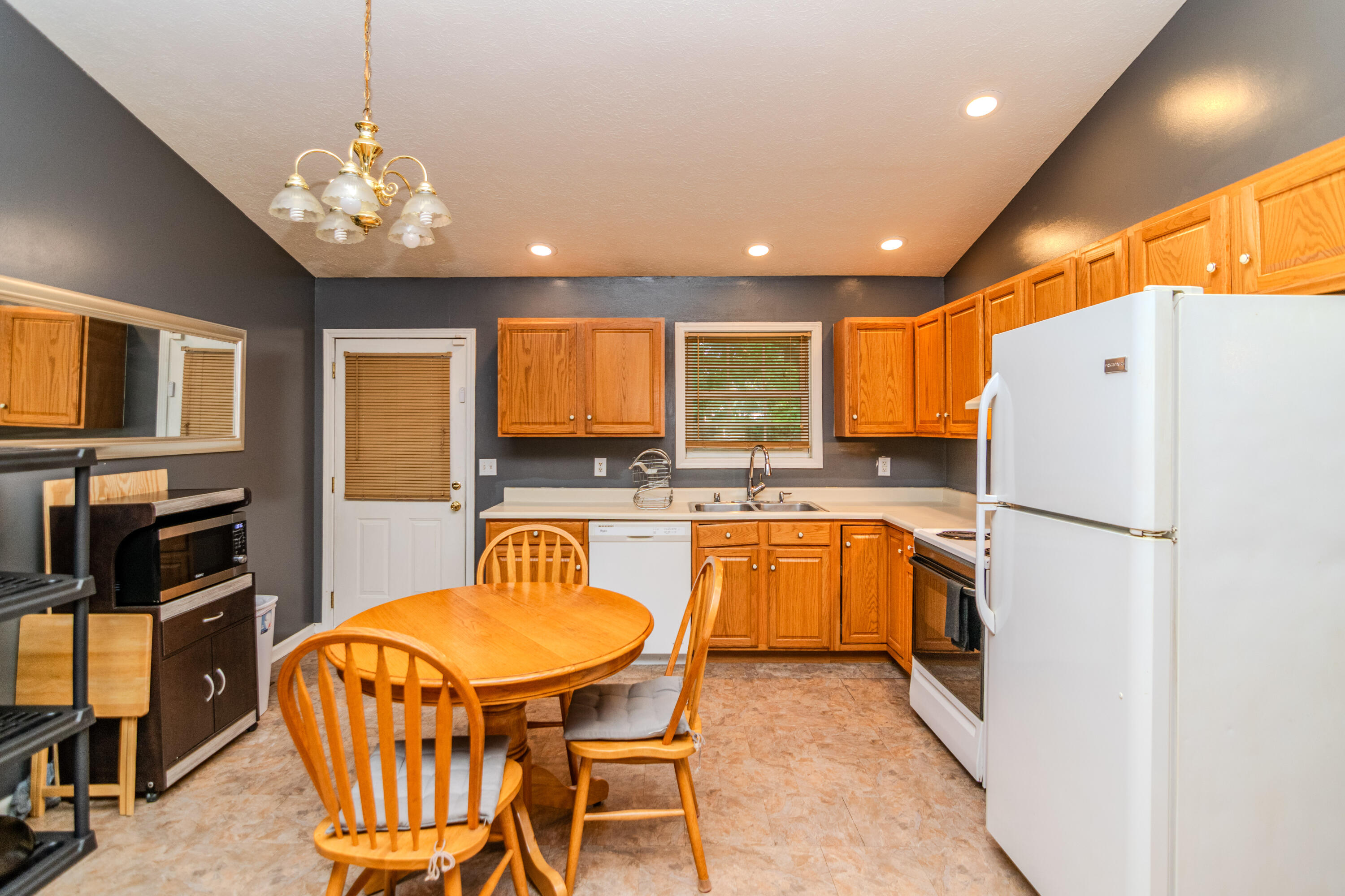 491 Hidden Hills Way Property Photo 11
