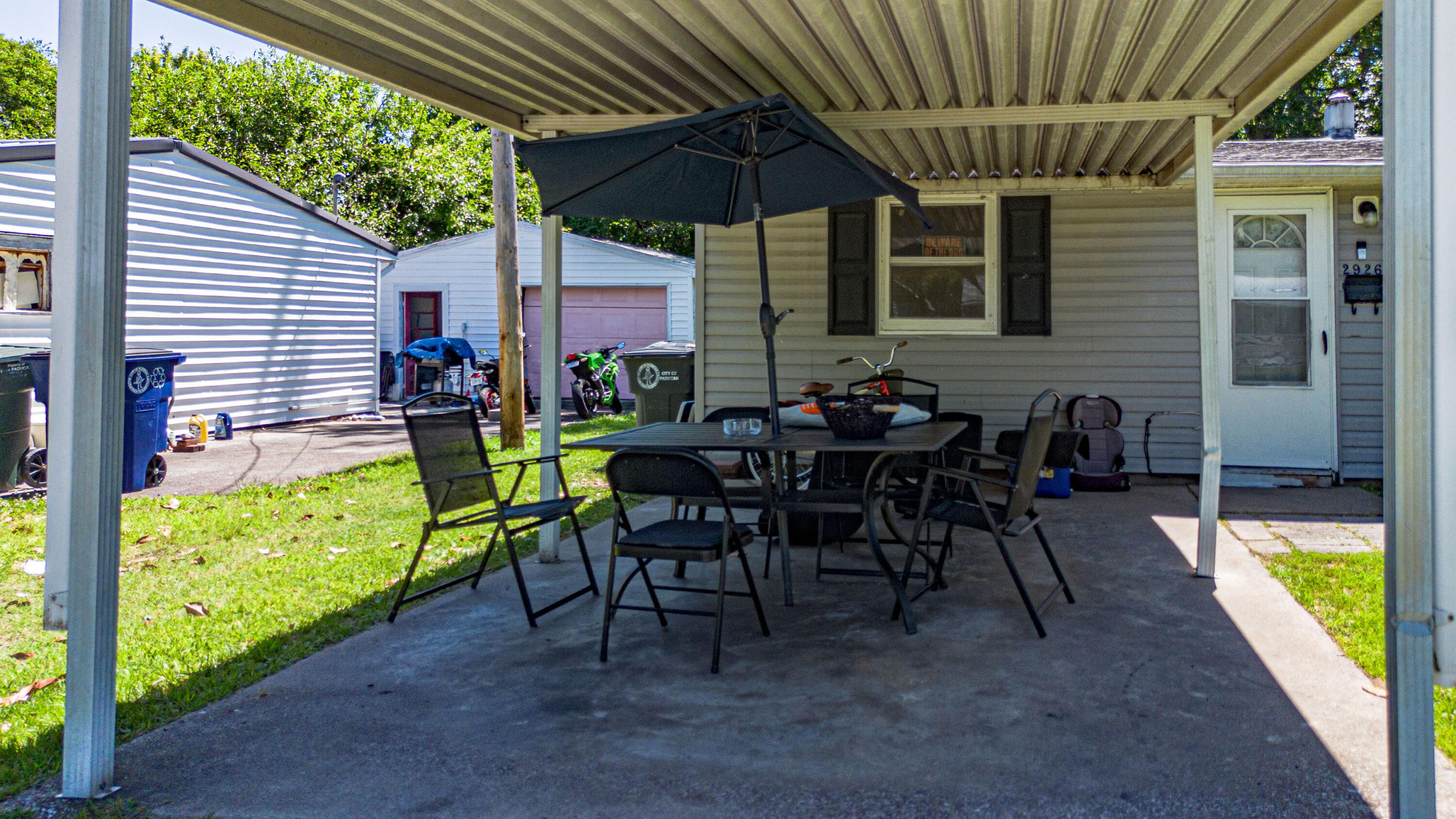 2926 Mississippi Street Property Photo 2