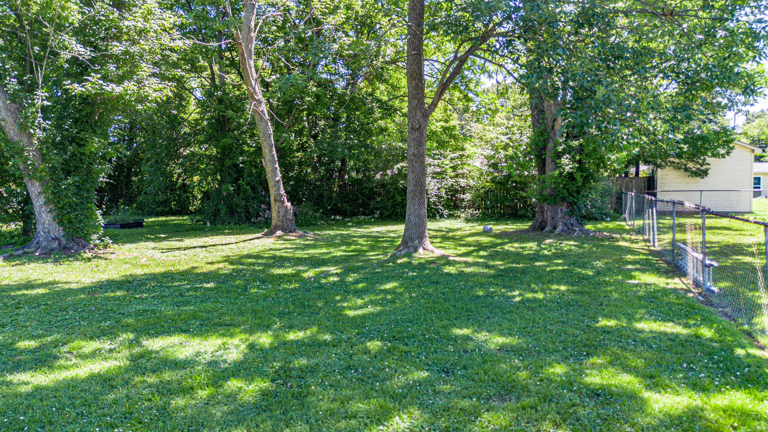 2926 Mississippi Street Property Photo 3
