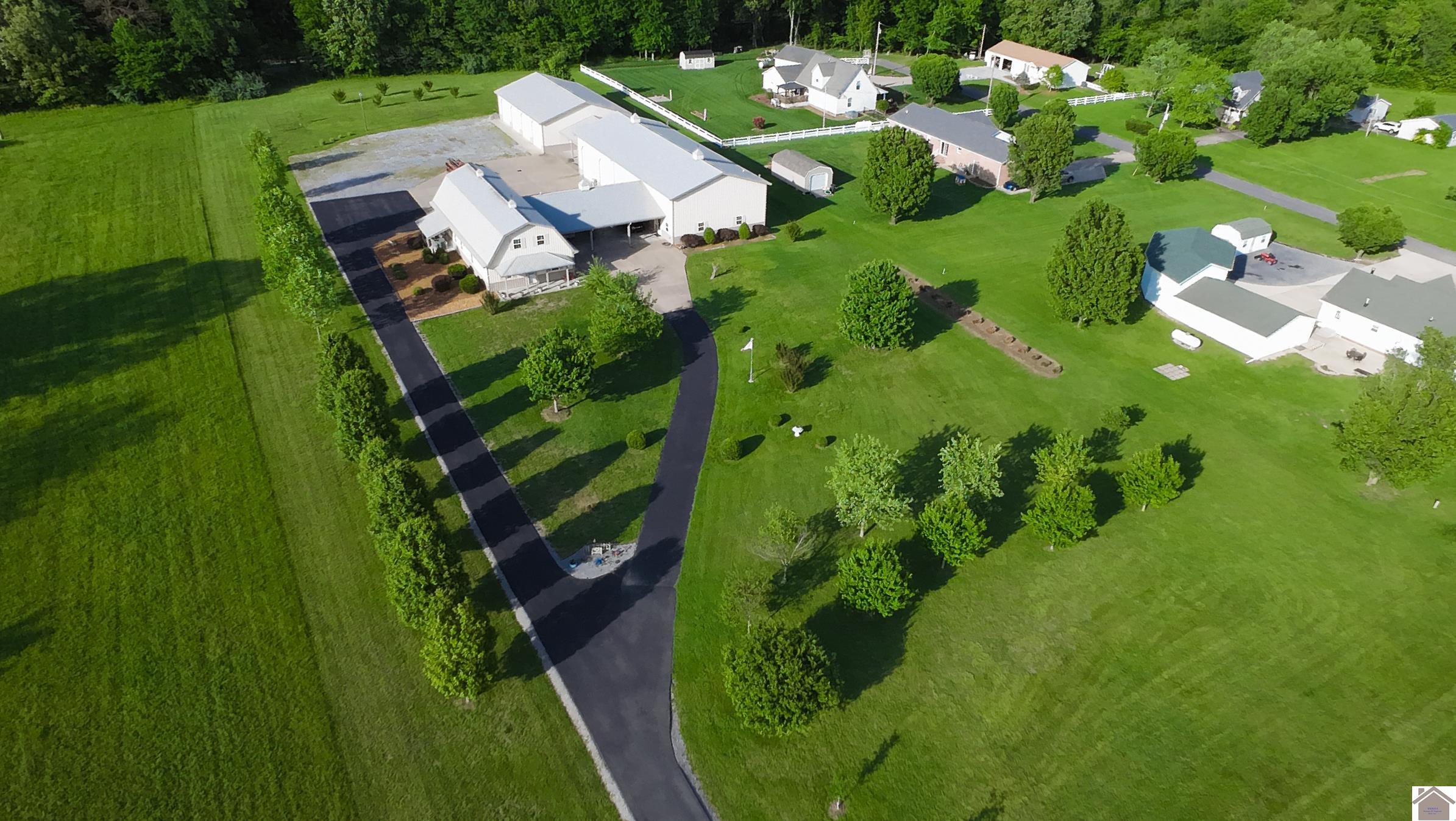 1040 Lone Valley Road Property Photo 5