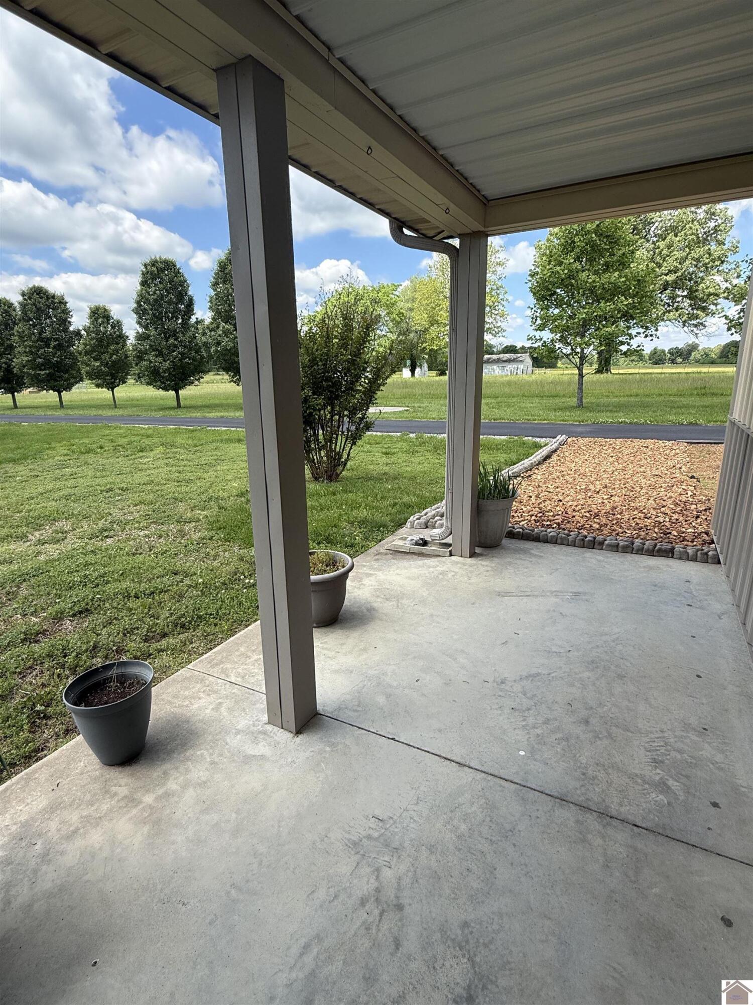 1040 Lone Valley Road Property Photo 13
