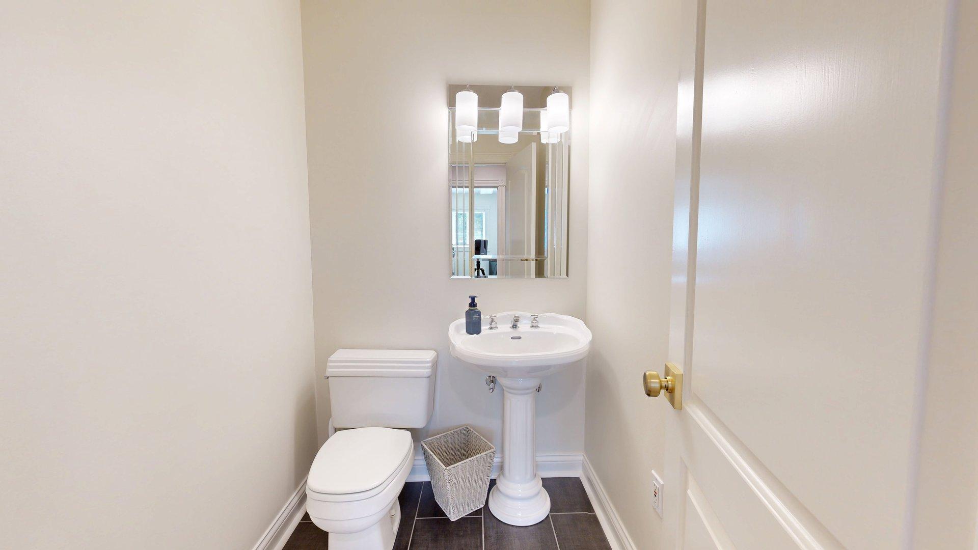4041 Alameda Crescent Property Photo 22