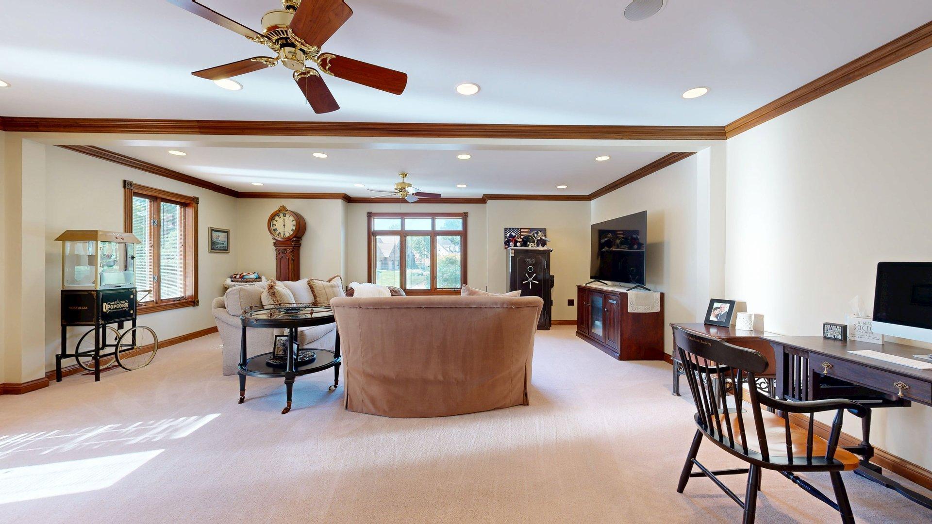 4041 Alameda Crescent Property Photo 23