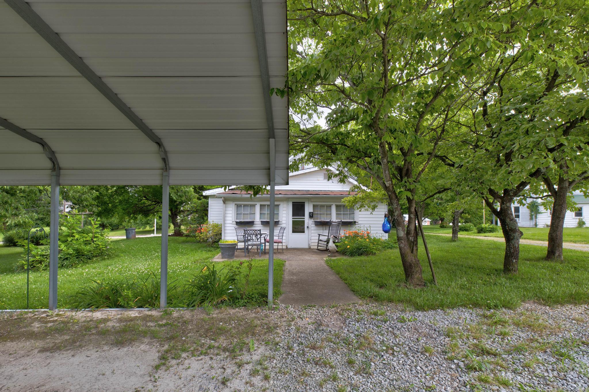 675 Winchester Road Property Photo 23