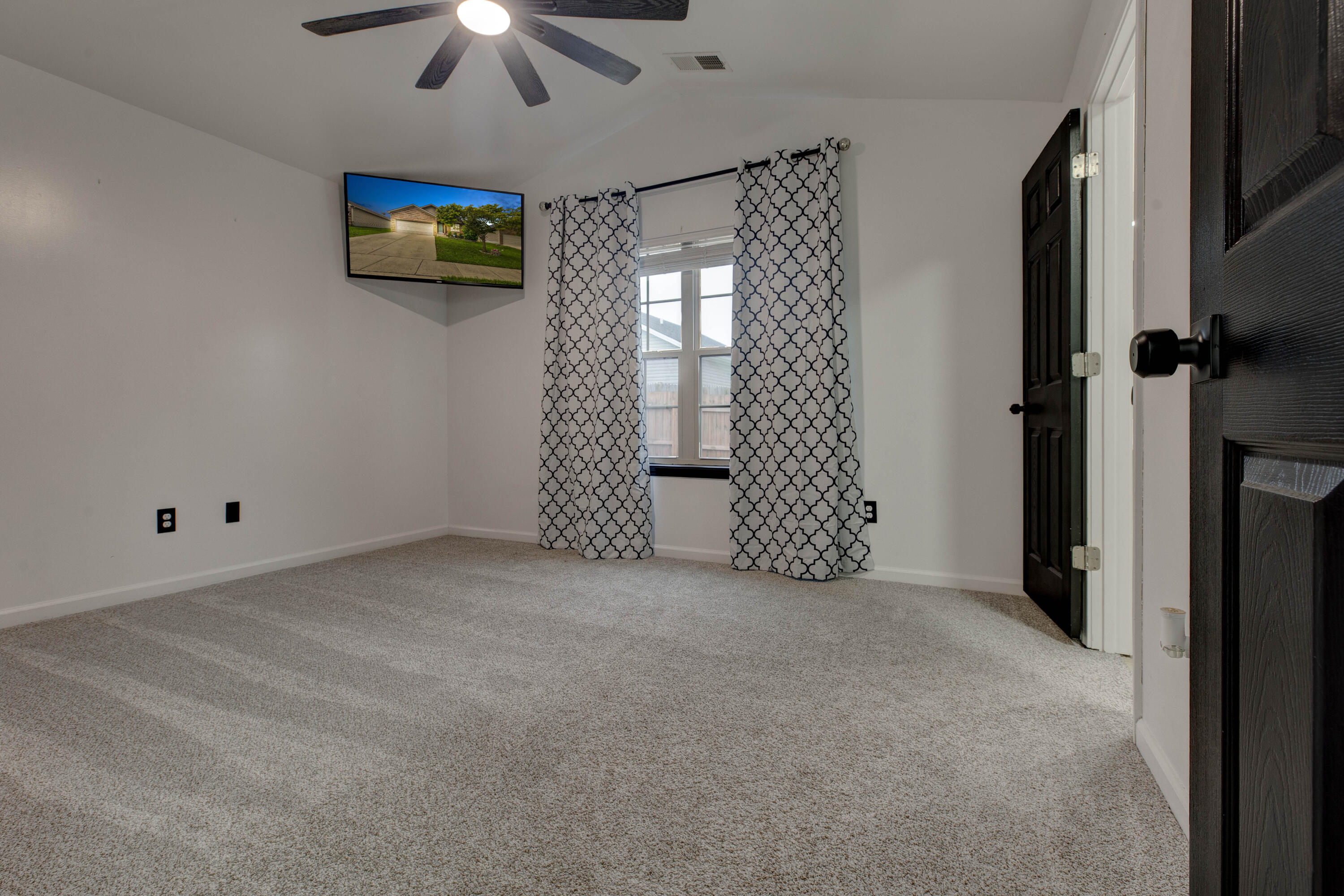 106 Dunlap Drive Property Photo 13