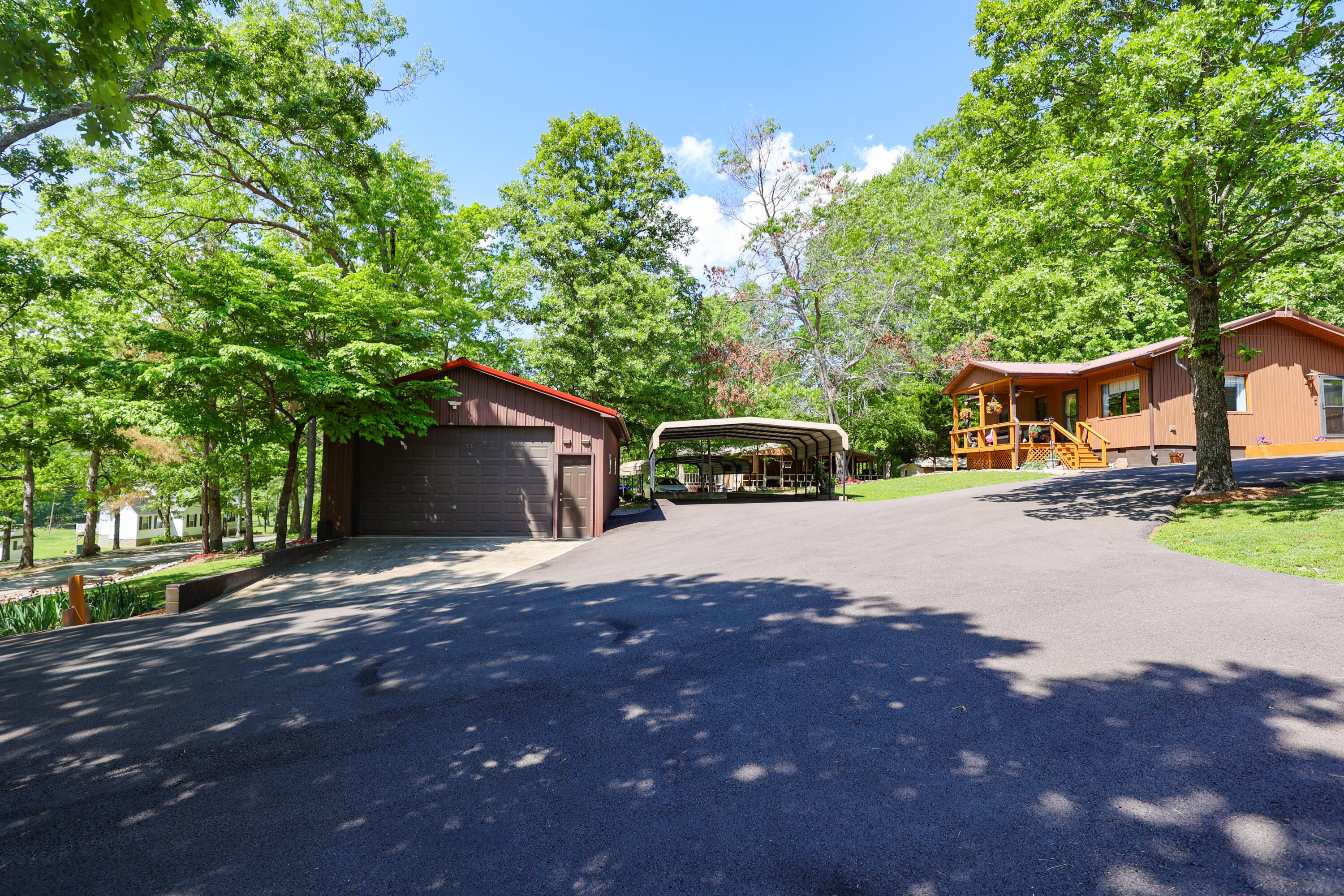 396 Shoreline Drive Property Photo 6