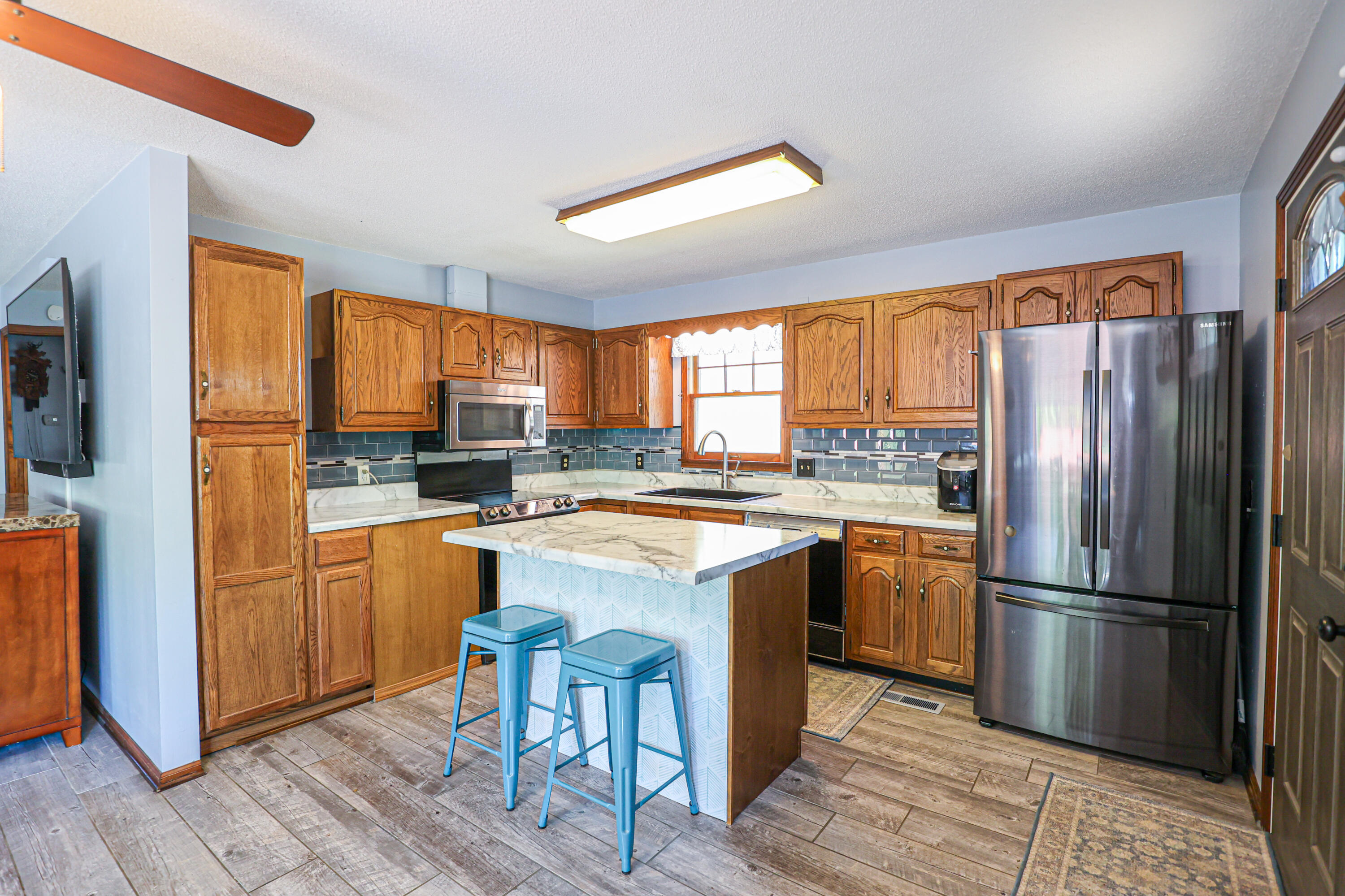 396 Shoreline Drive Property Photo 18