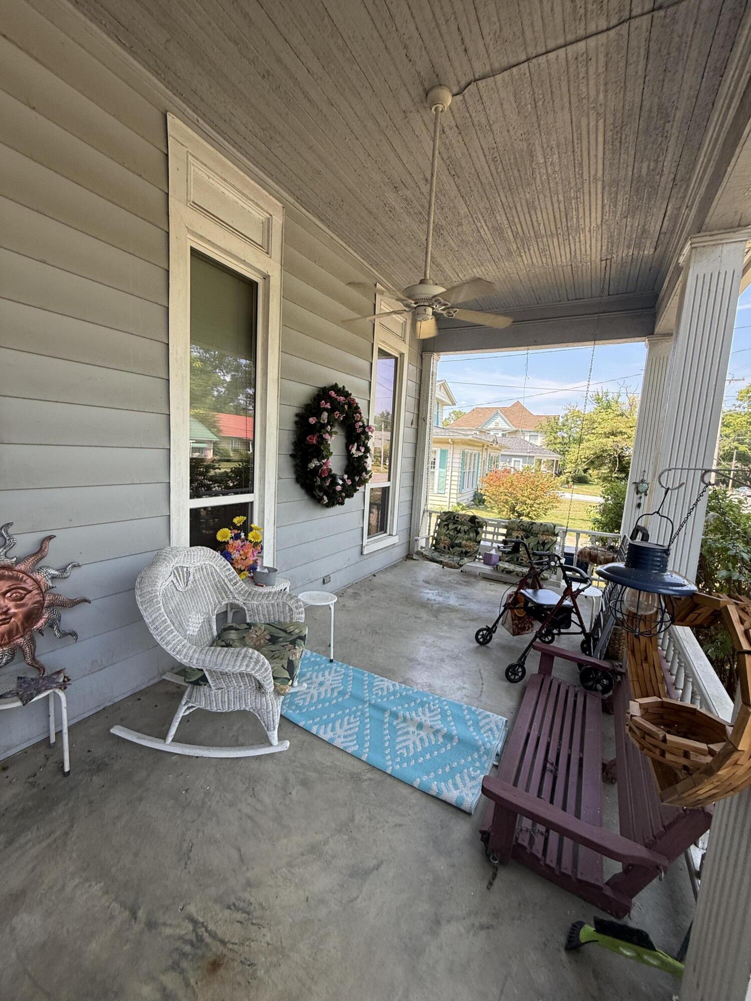 527 S 7th Street Property Photo 3