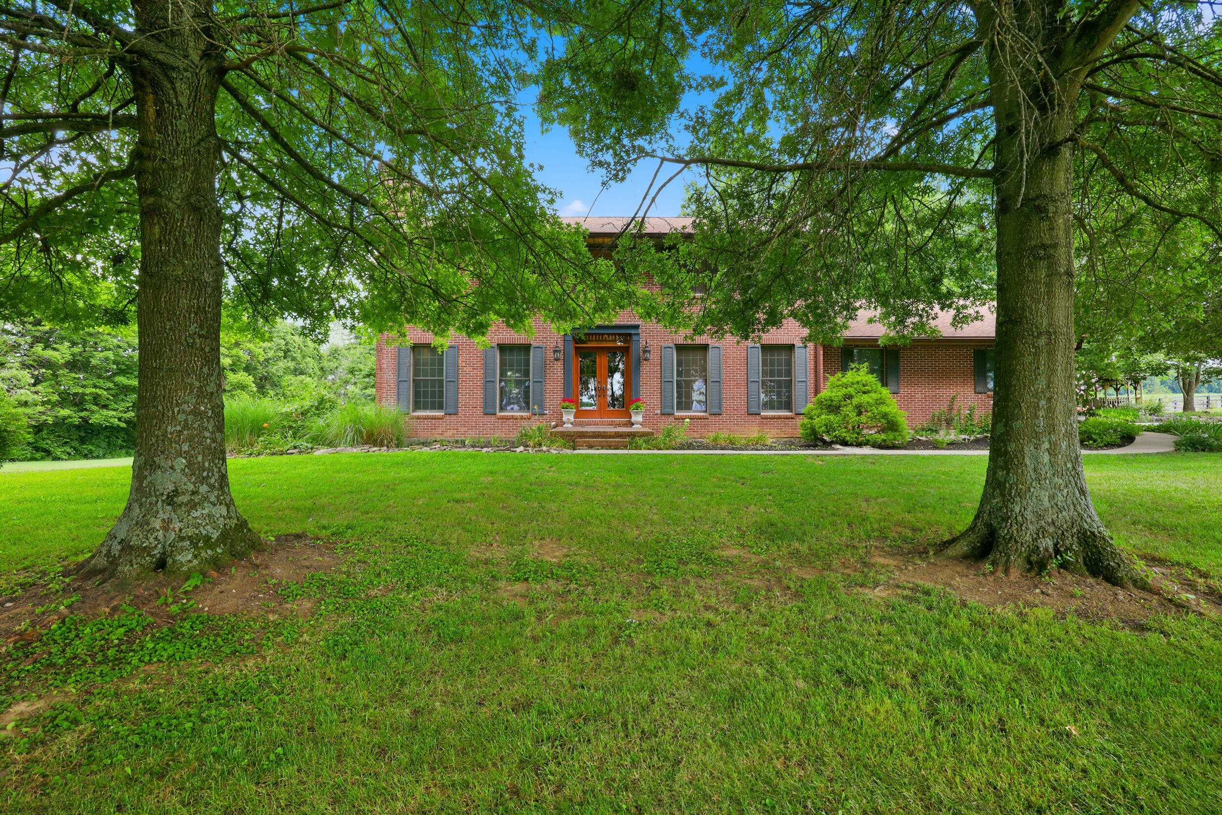 8021 Day Pike Property Photo 3