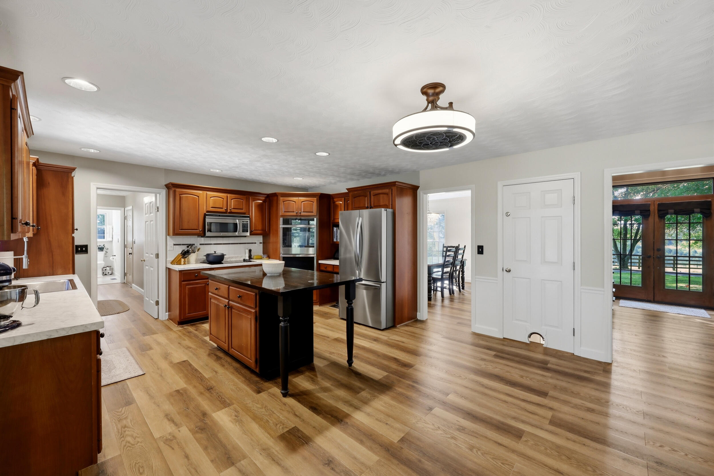 8021 Day Pike Property Photo 10