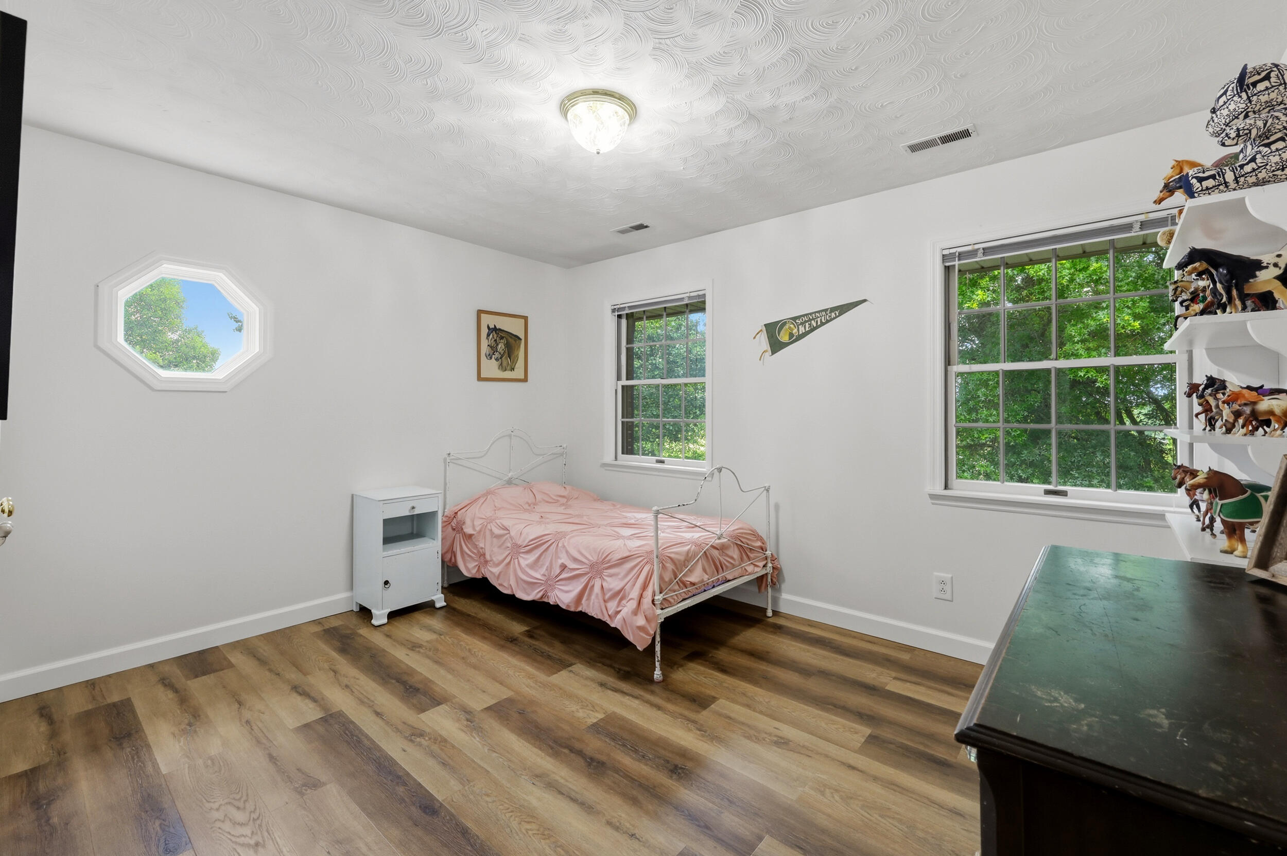 8021 Day Pike Property Photo 27