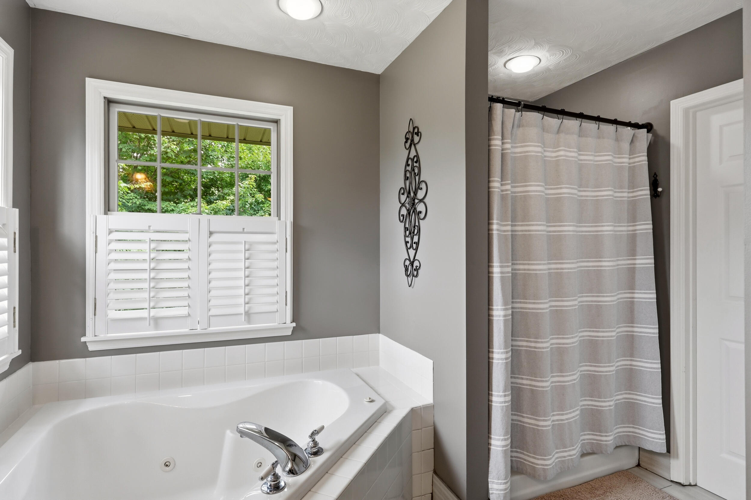 8021 Day Pike Property Photo 34