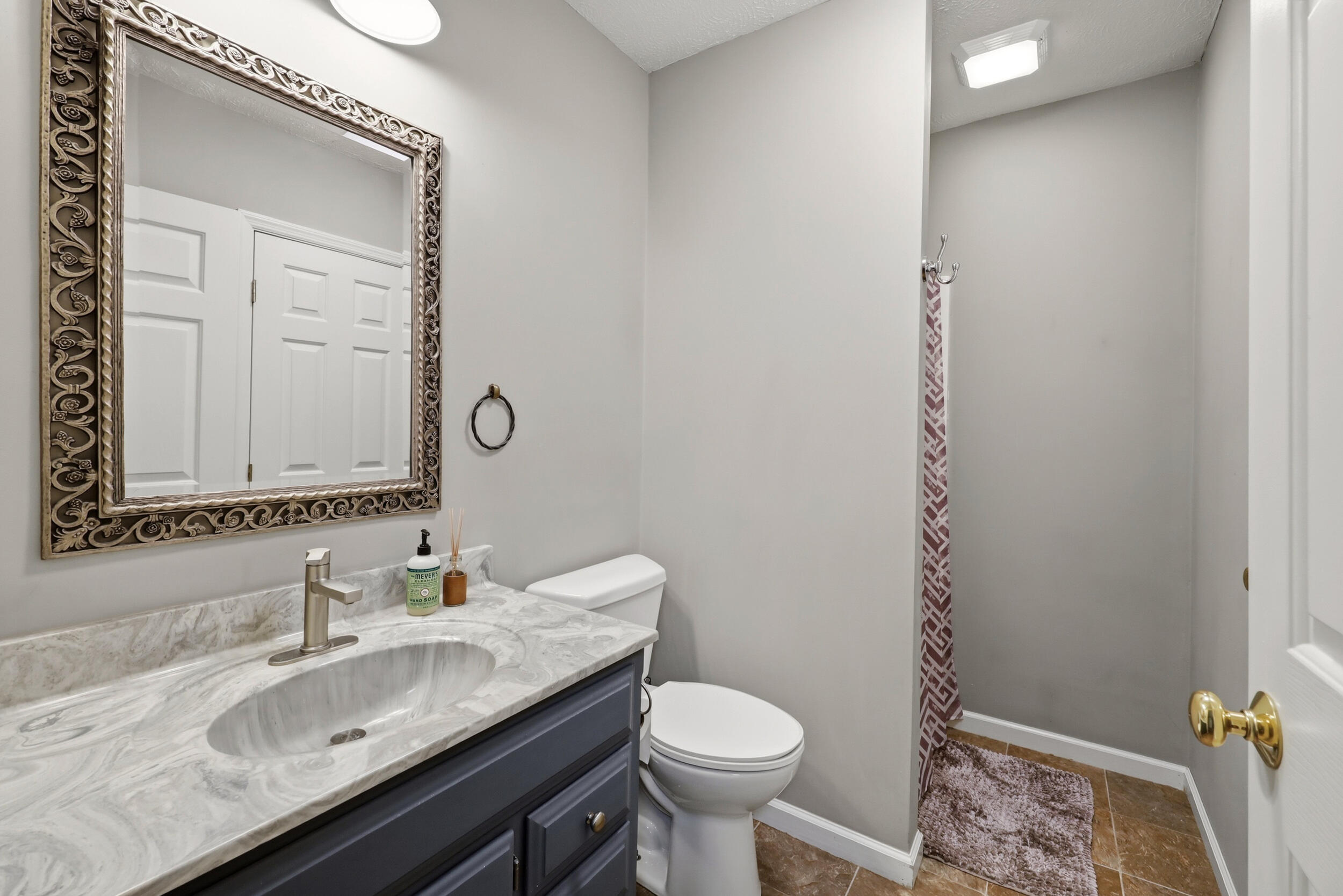 8021 Day Pike Property Photo 41