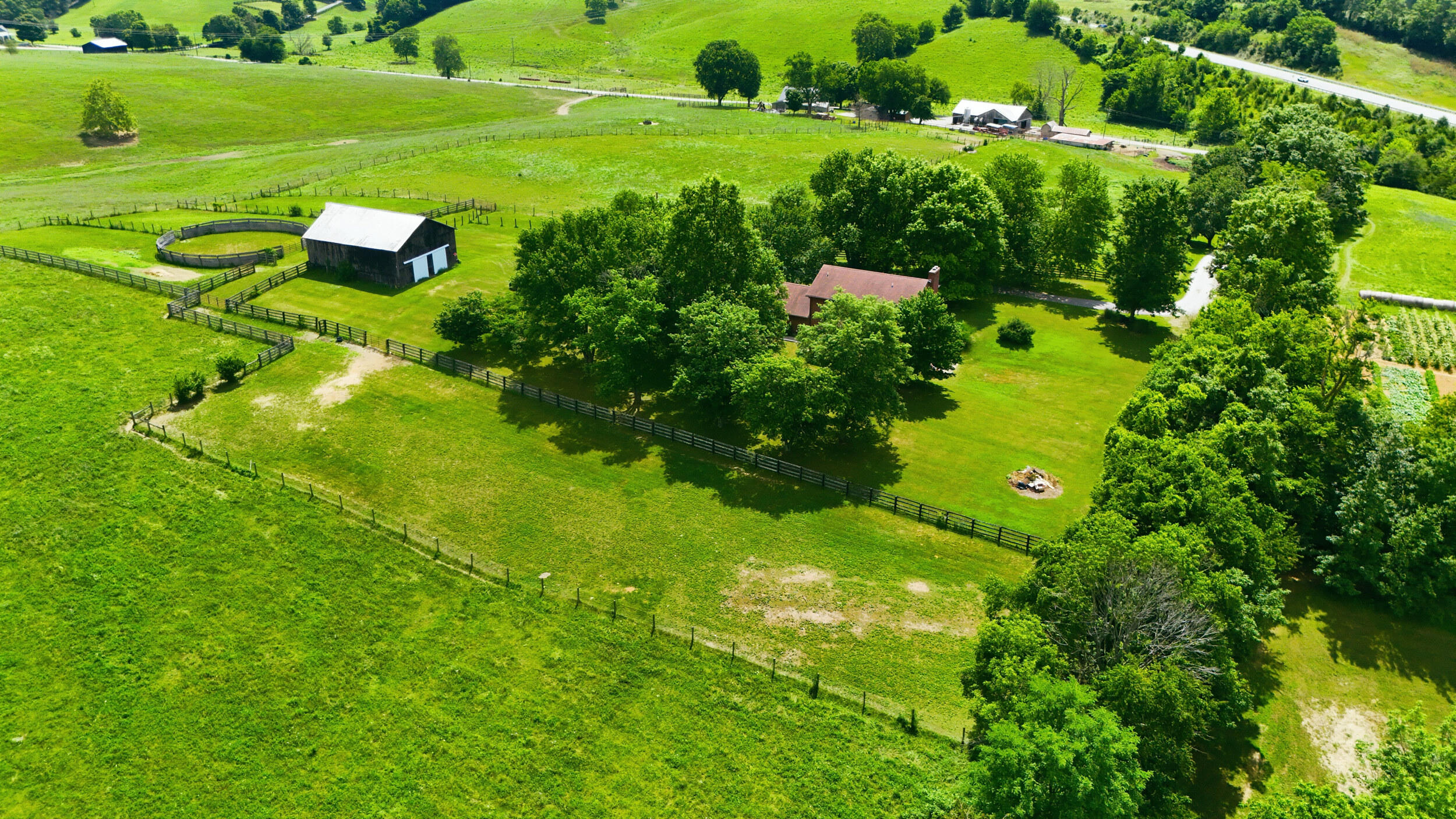 8021 Day Pike Property Photo 51