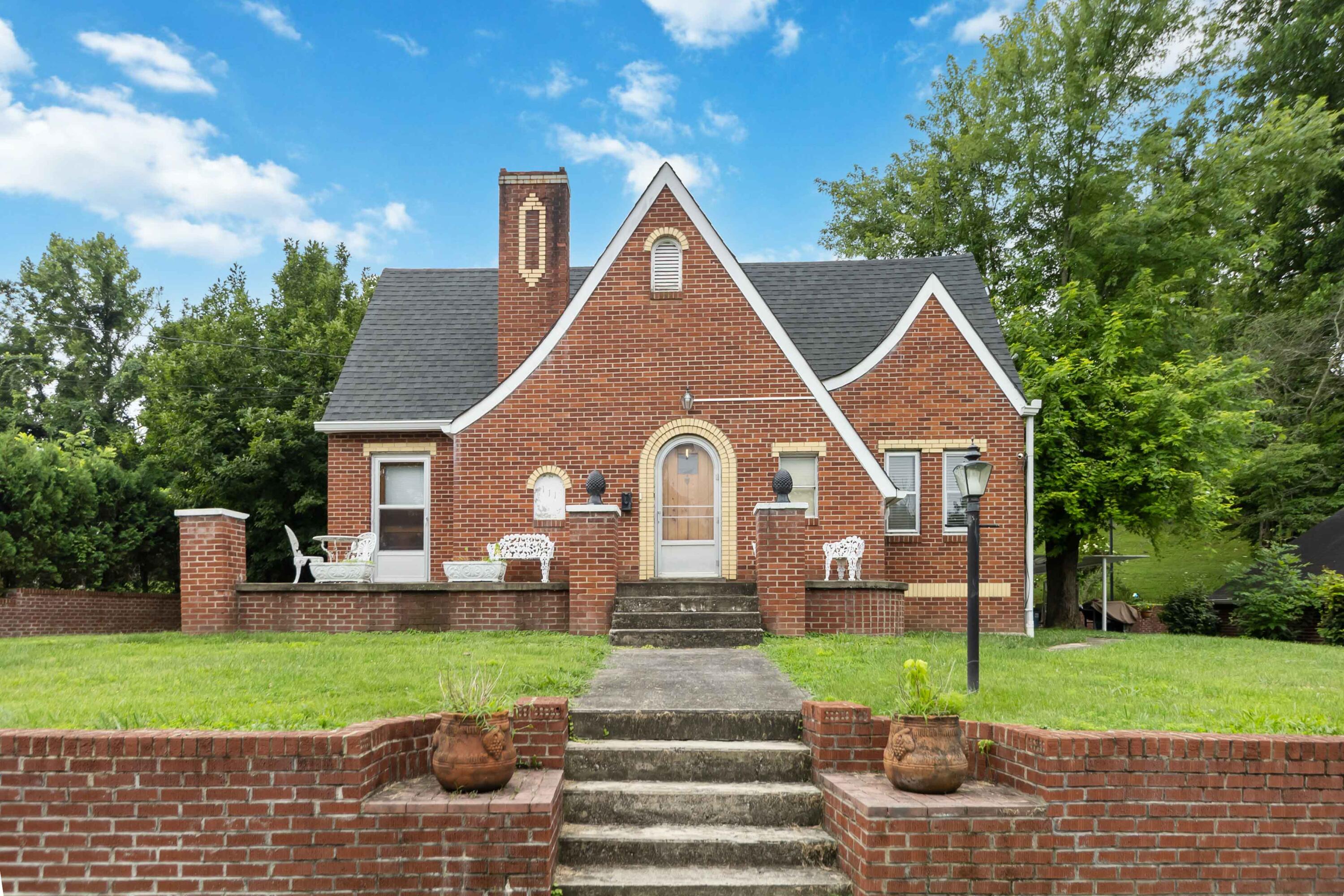 111 House Avenue Property Photo 1