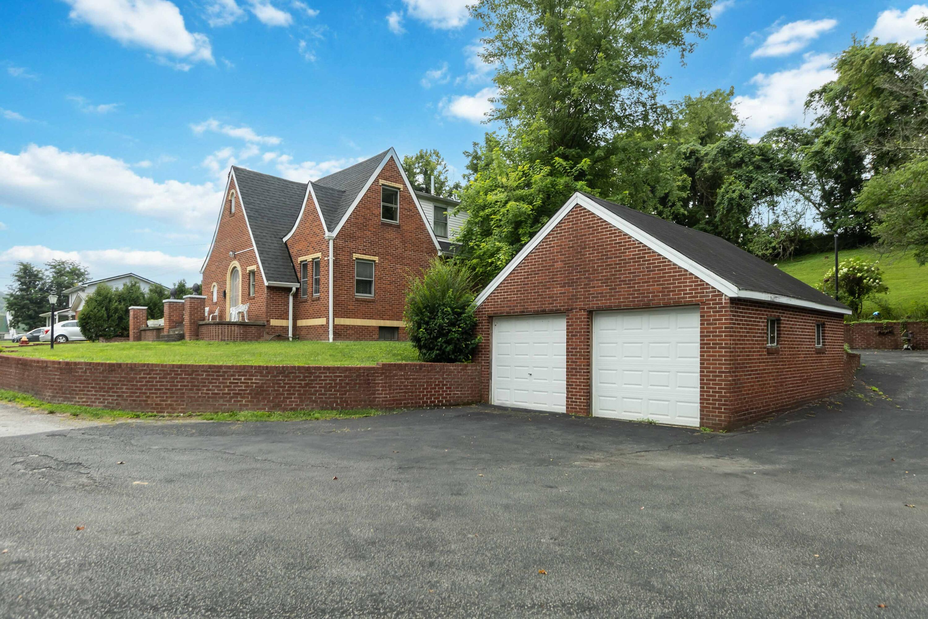 111 House Avenue Property Photo 5